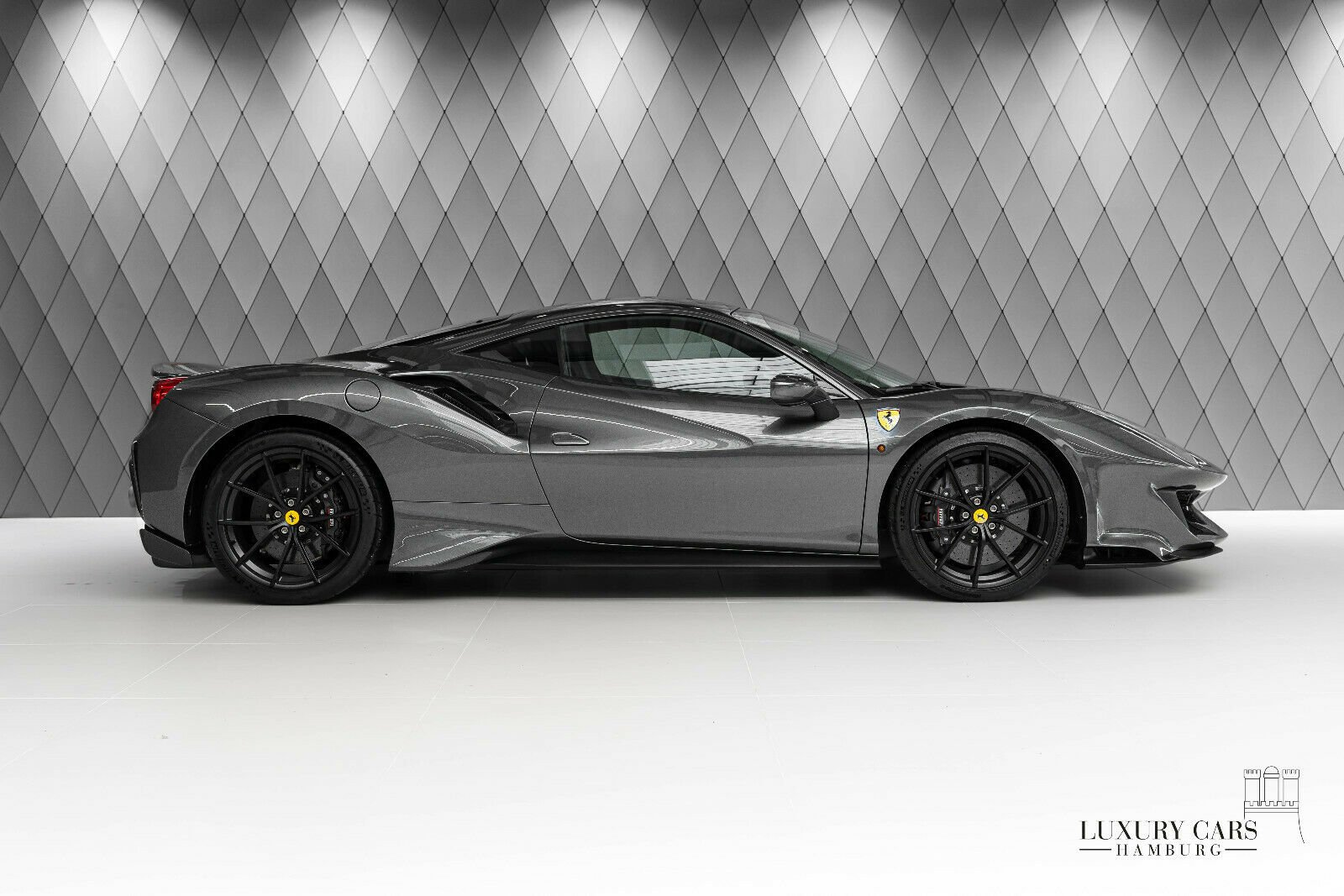 2020 Ferrari 488 Pista