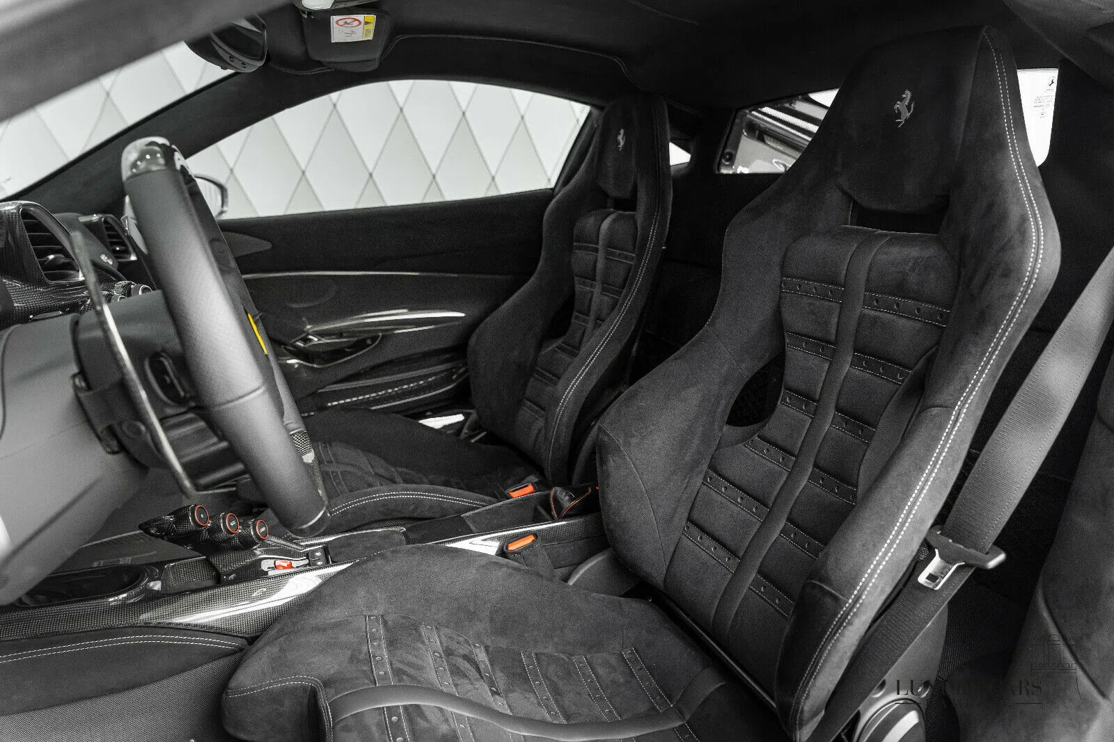 2020 Ferrari 488 Pista interior, seats, Leather Alcantara Nero