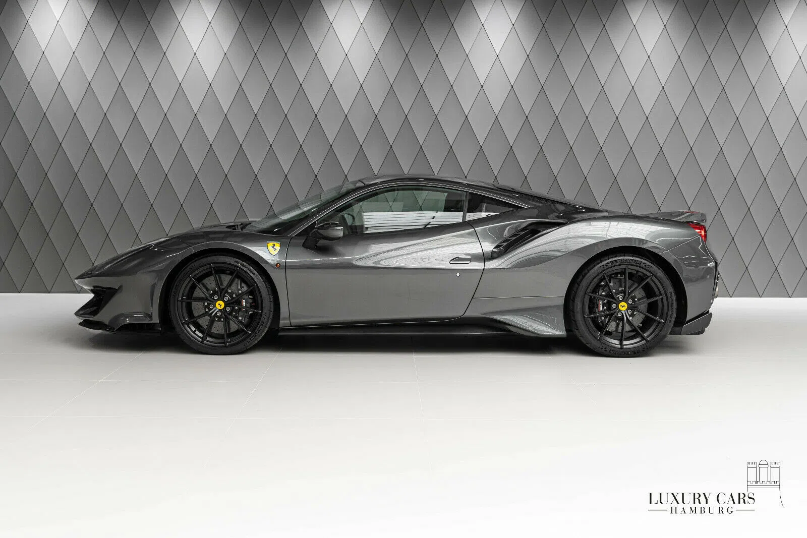 2020 Ferrari 488 Pista for sale, exterior, Grigio Silverstone