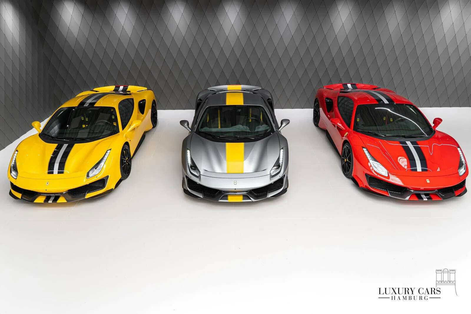 2020 Ferrari 488 Pista for sale, exterior, Grigio Silverstone