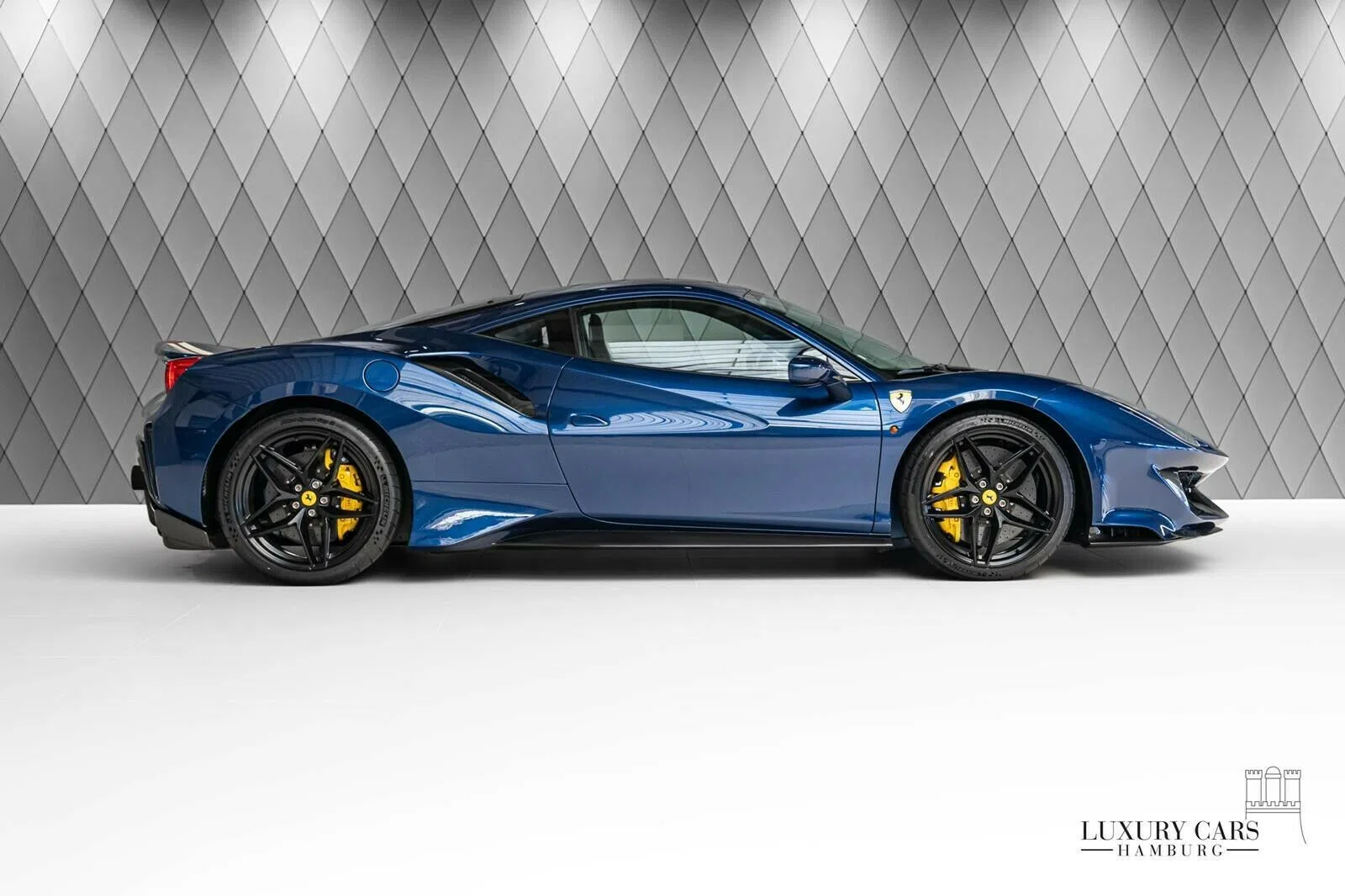 2020 Ferrari 488 Pista