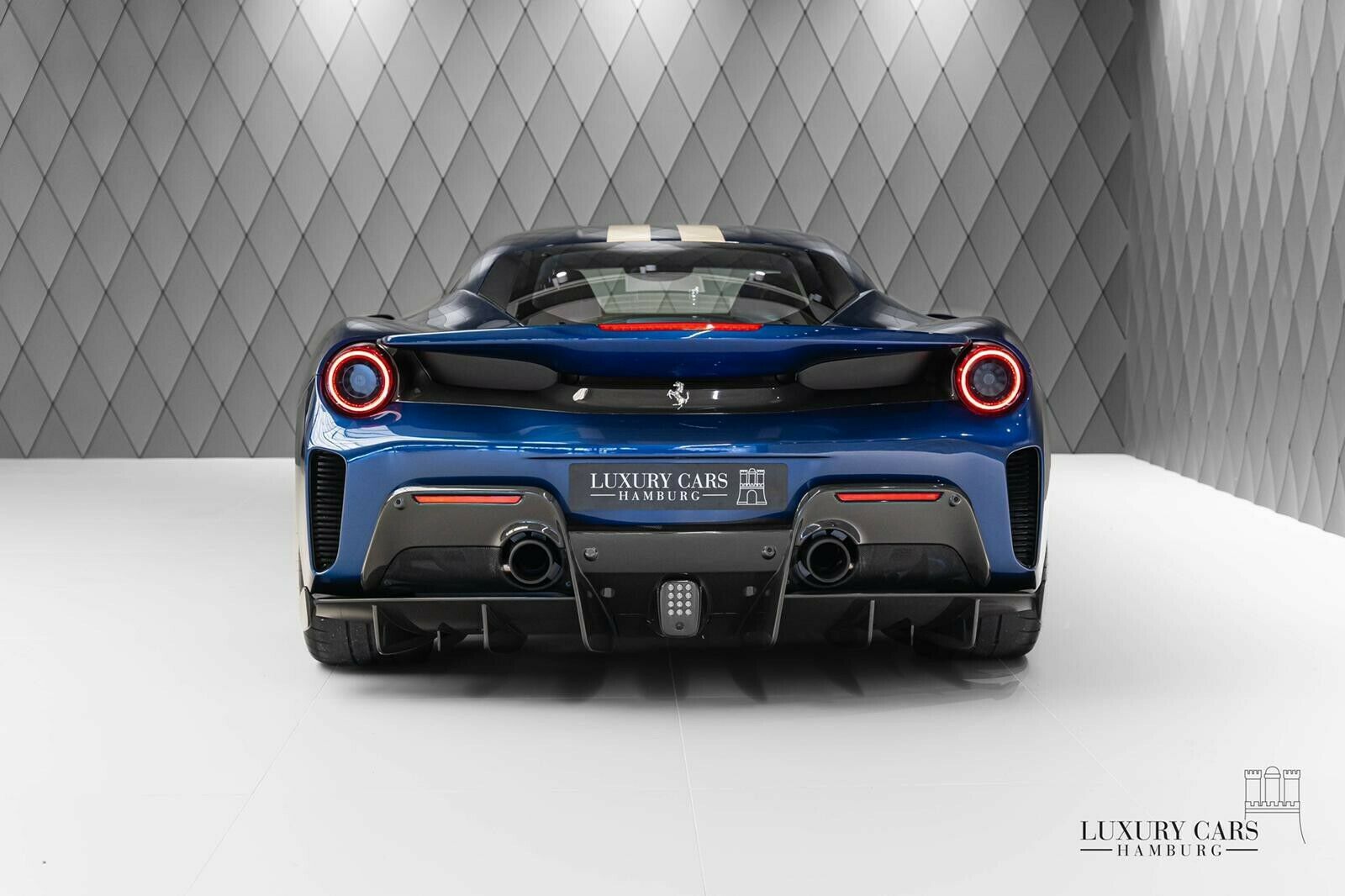 2020 Ferrari 488 Pista, 5/20