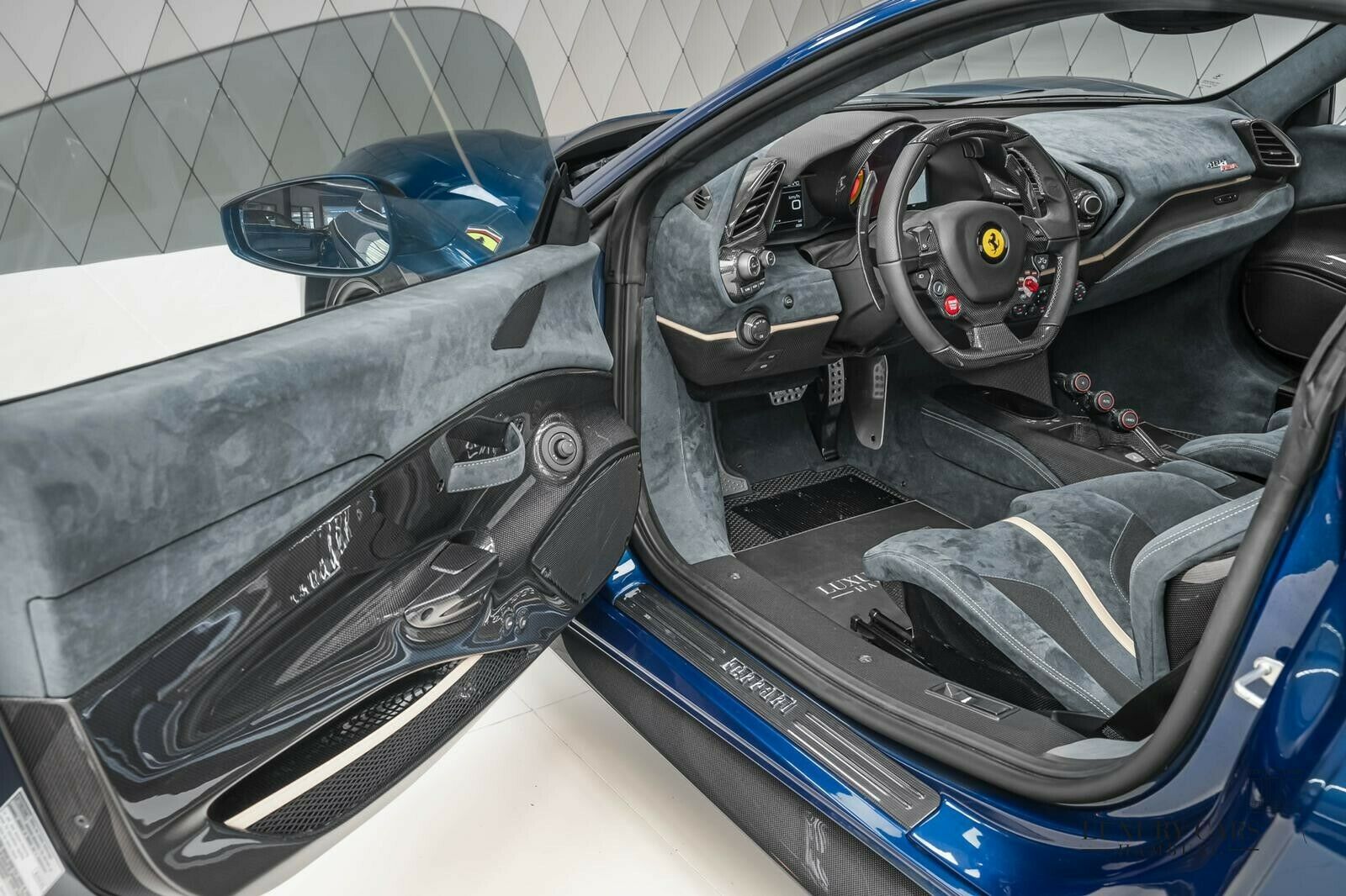 2020 Ferrari 488 Pista, 11/20