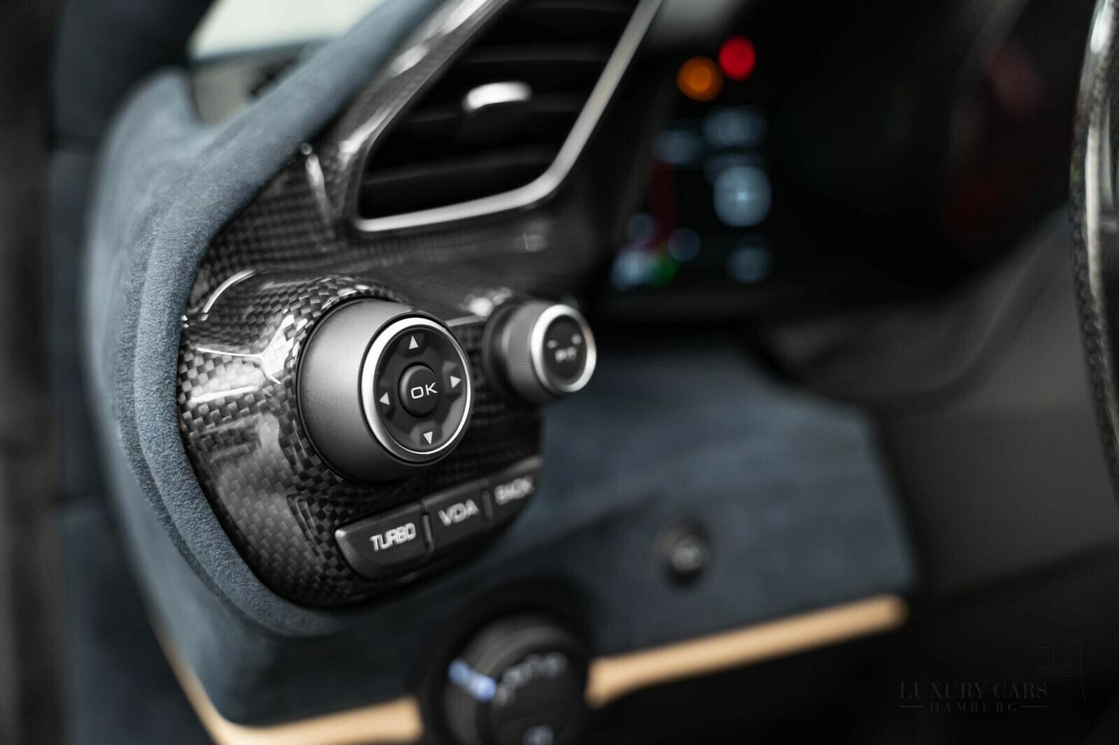 2020 Ferrari 488 Pista, 16/20