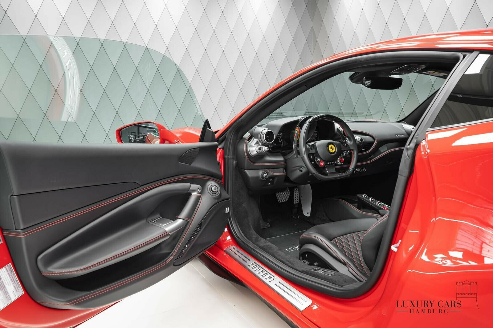 2020 Ferrari F8 Tributo, 18/20