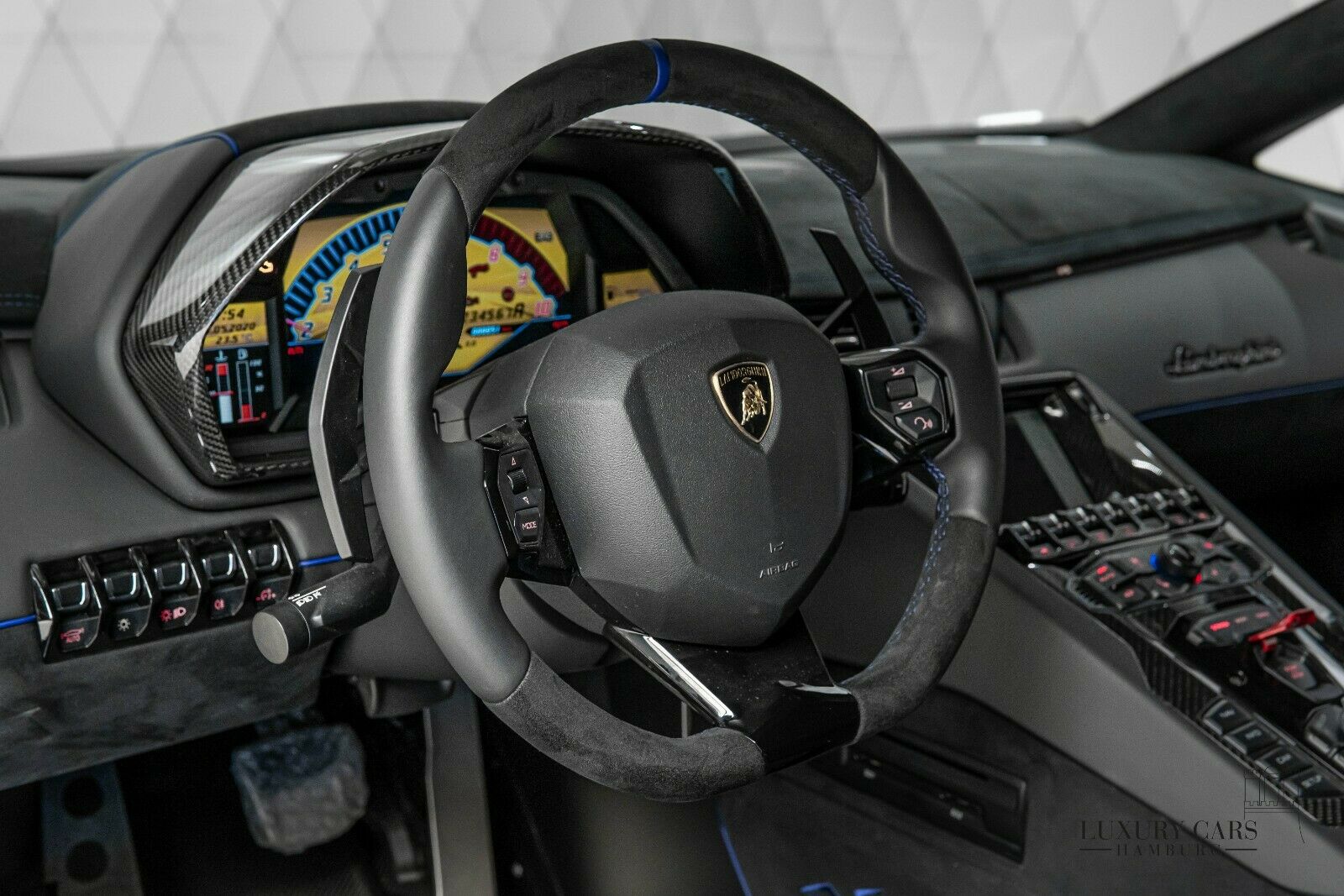 2018 Lamborghini Aventador LP 750-4 SV Coupe "1 of 600", 14/20
