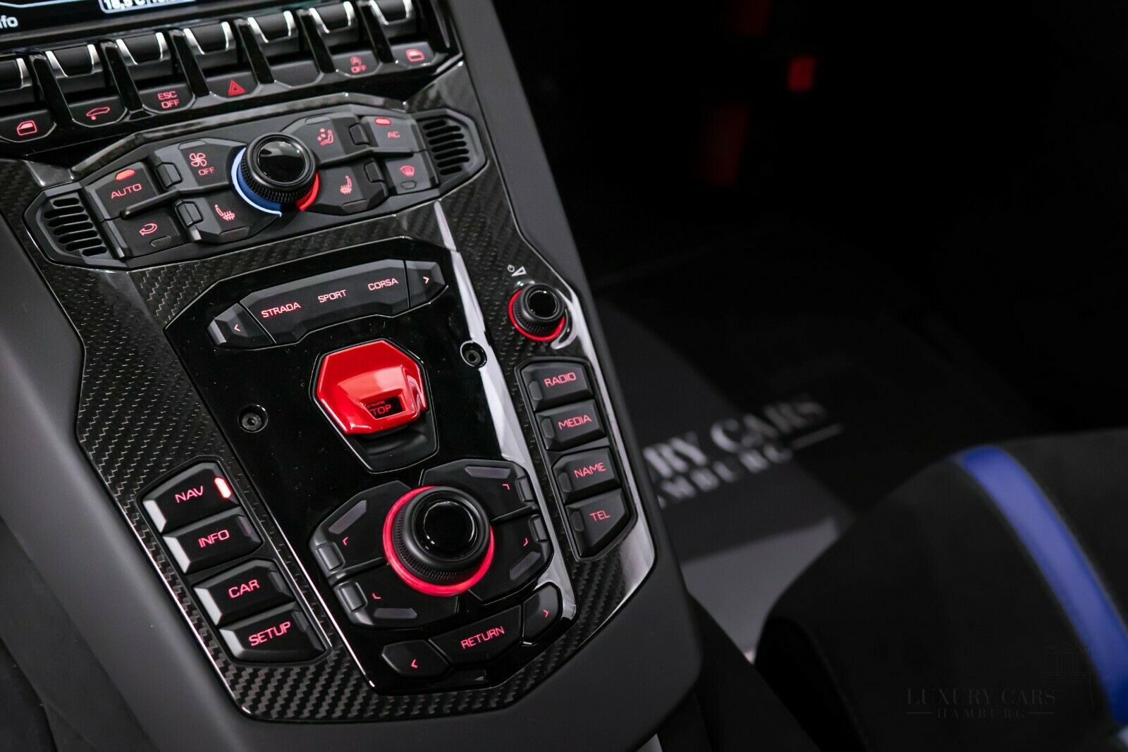 2018 Lamborghini Aventador LP 750-4 SV Coupe "1 of 600", 16/20