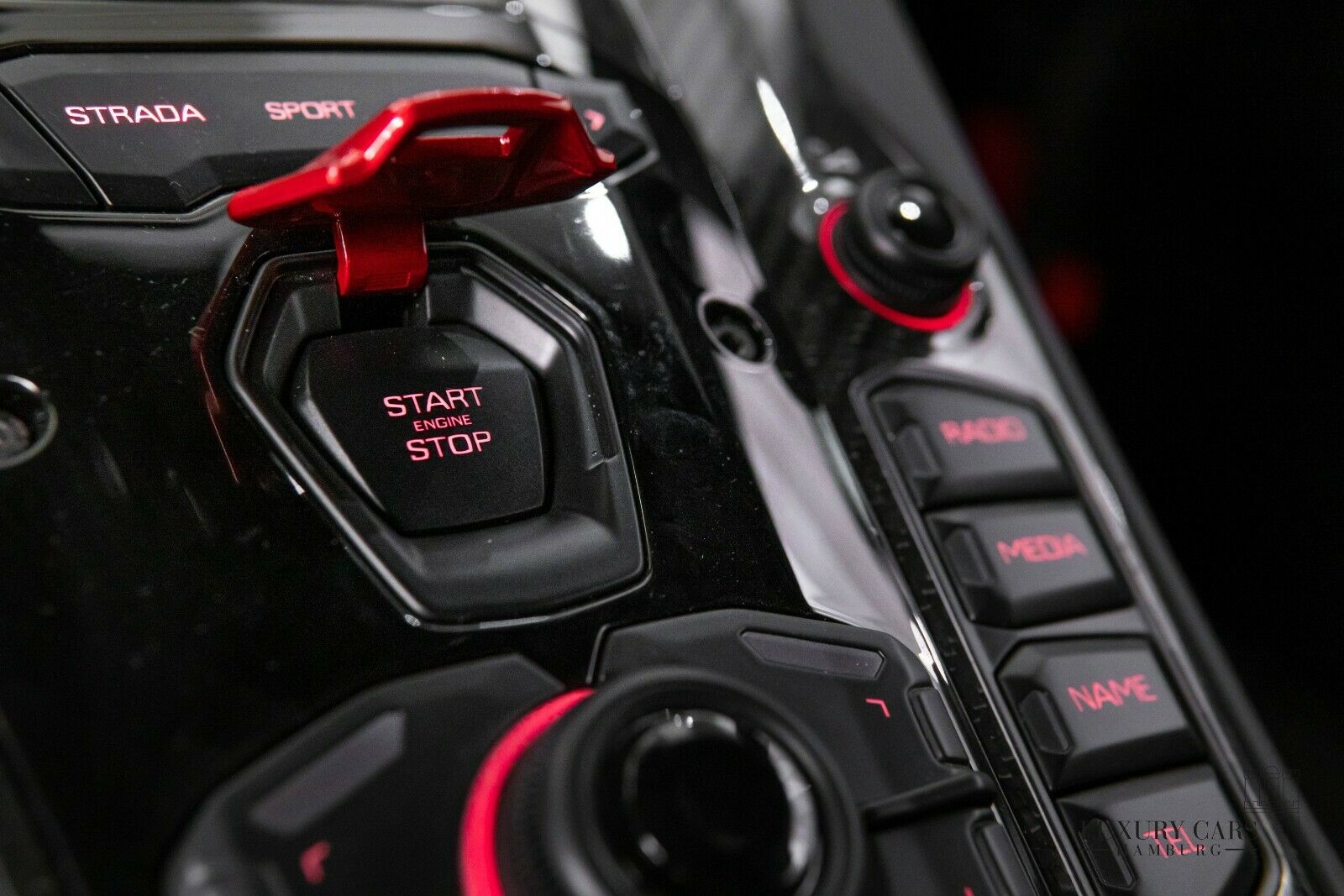 2018 Lamborghini Aventador LP 750-4 SV Coupe "1 of 600", 17/20