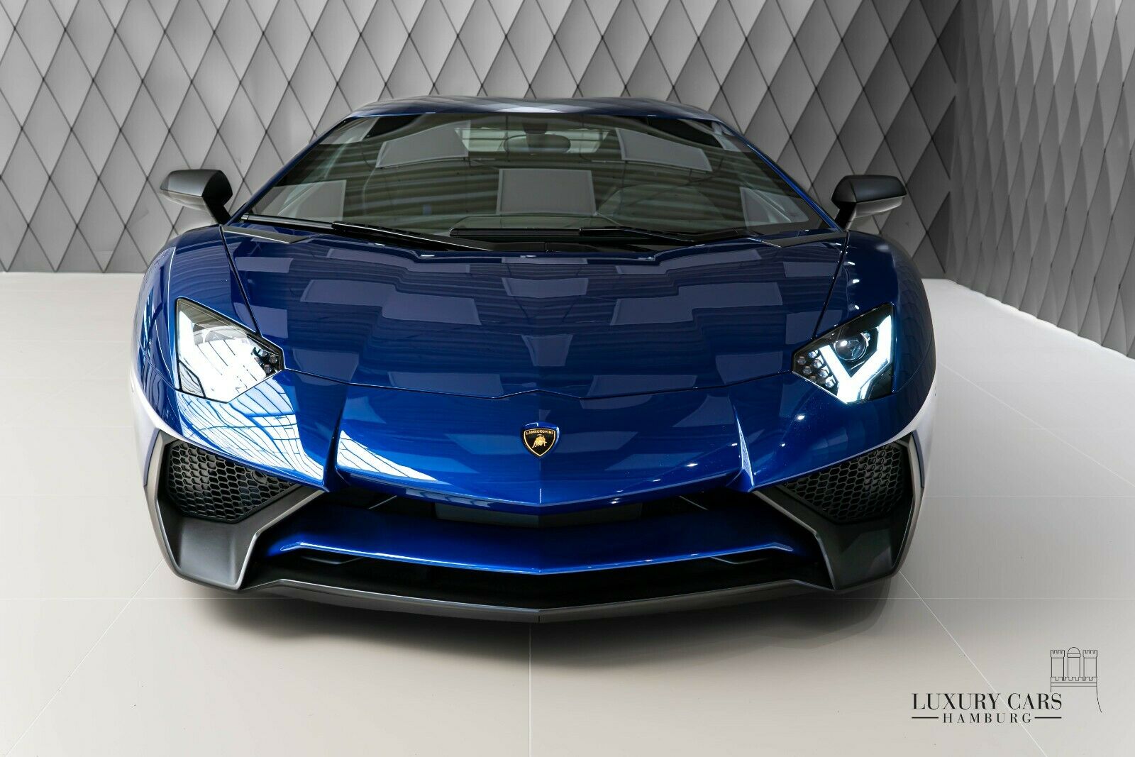 2018 Lamborghini Aventador LP 750-4 SV Coupe "1 of 600", 19/20