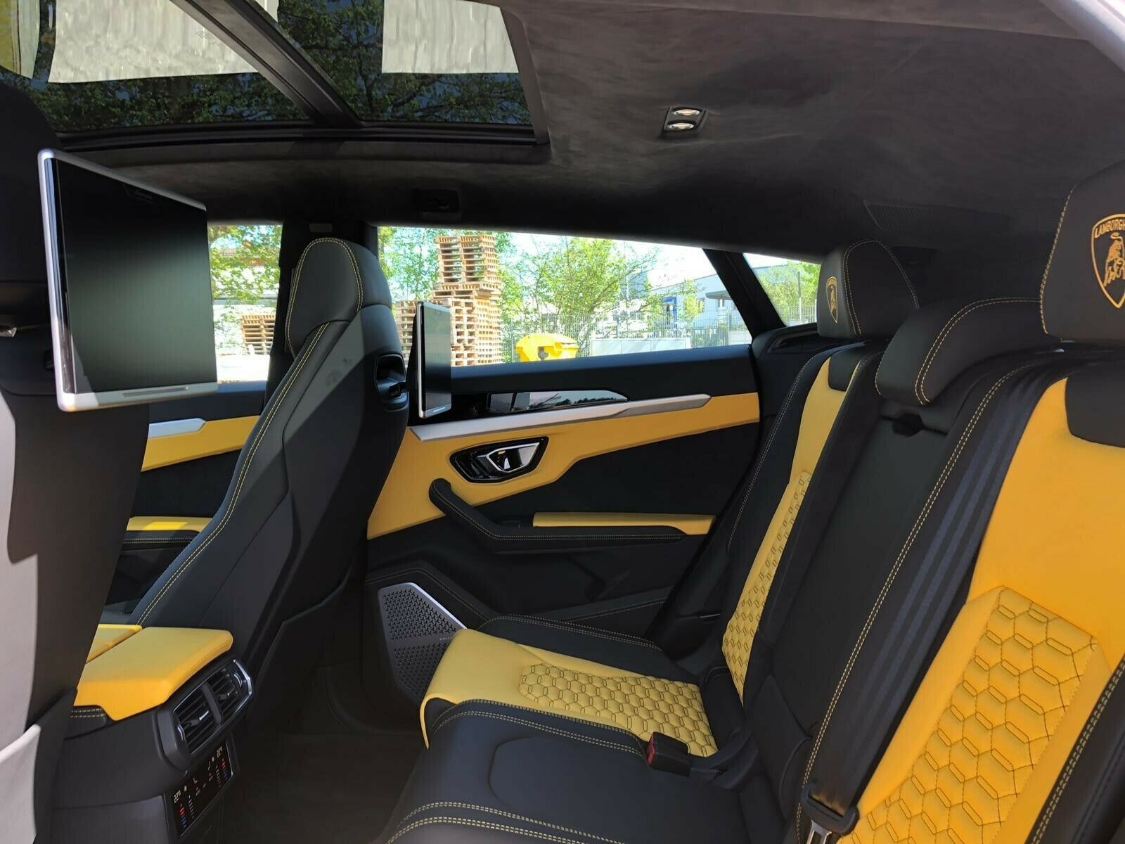 2020 Lamborghini Urus, 9/32