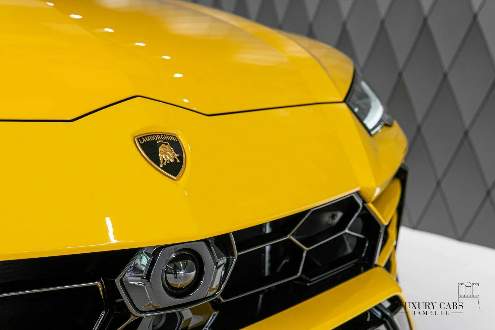 2020 Lamborghini Urus for sale, exterior, Giallo Auge Yellow