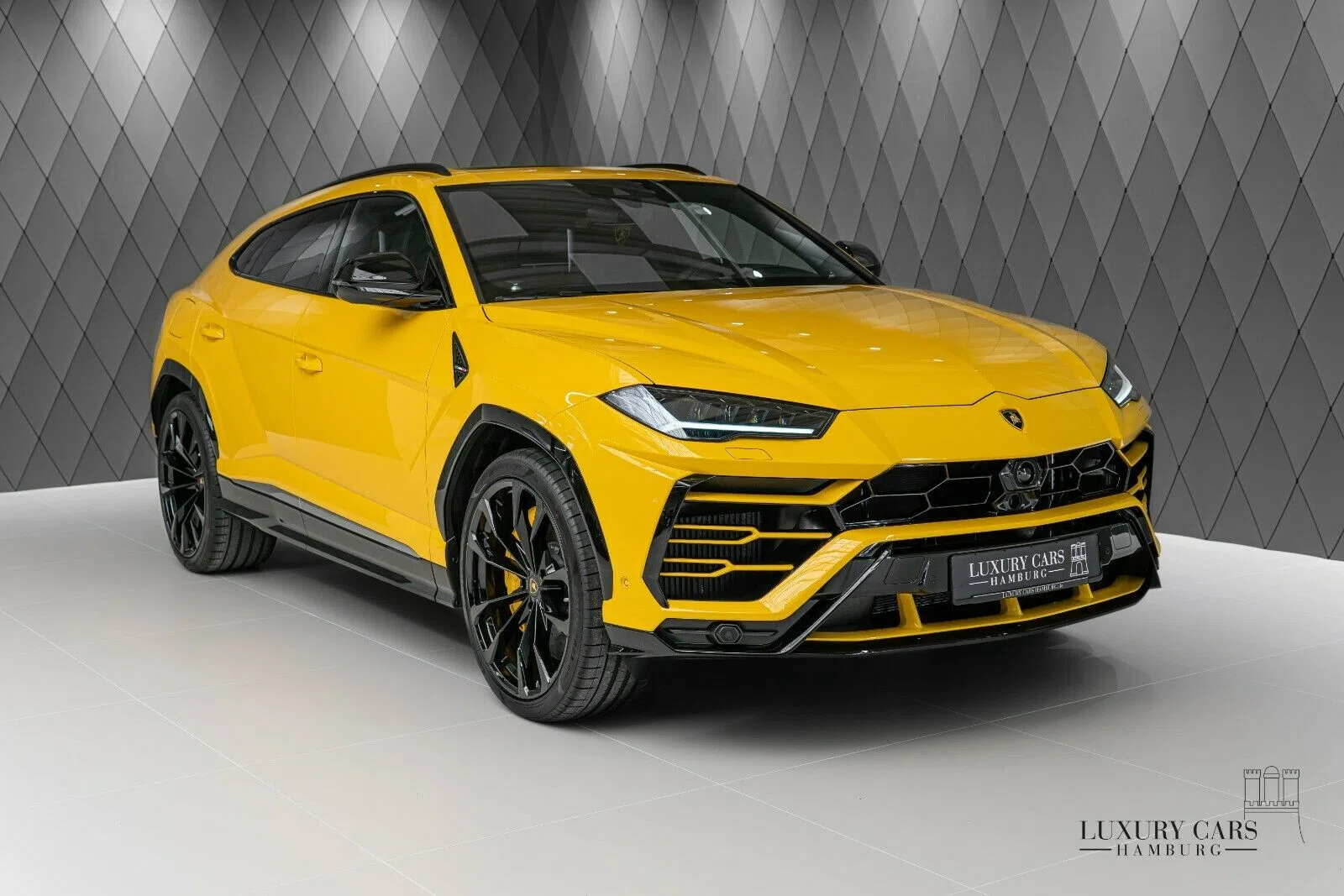 2020 Lamborghini Urus for sale, front three-quarter view, Giallo Auge Yellow
