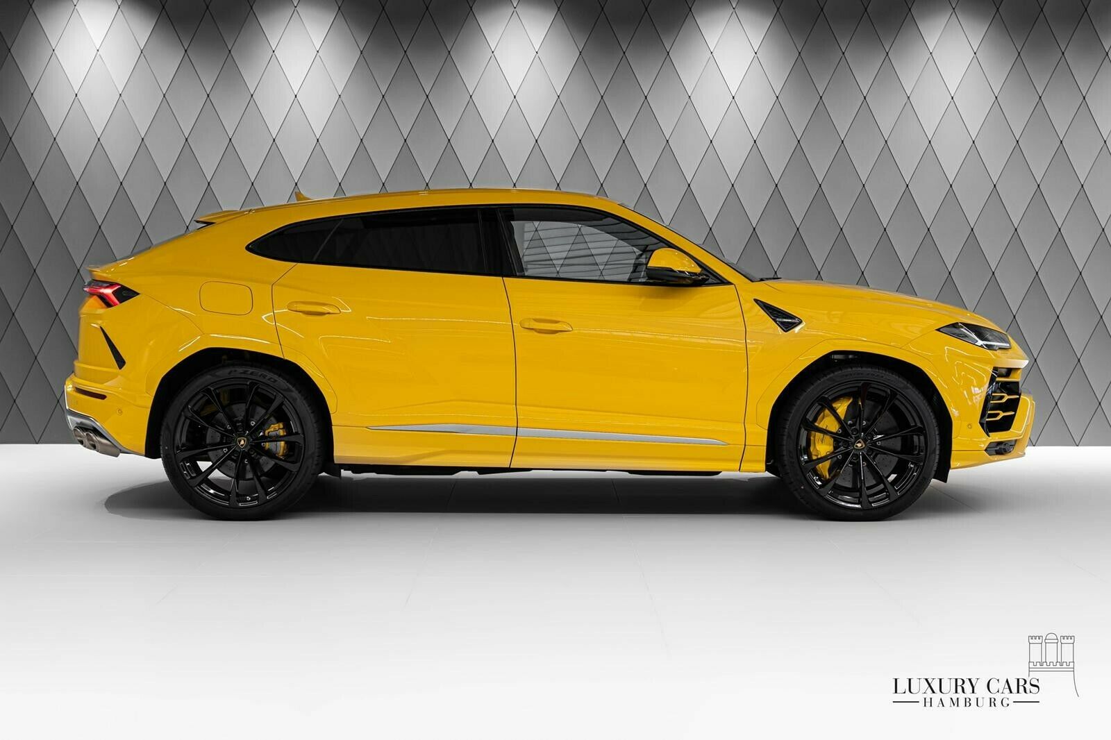 2020 Lamborghini Urus