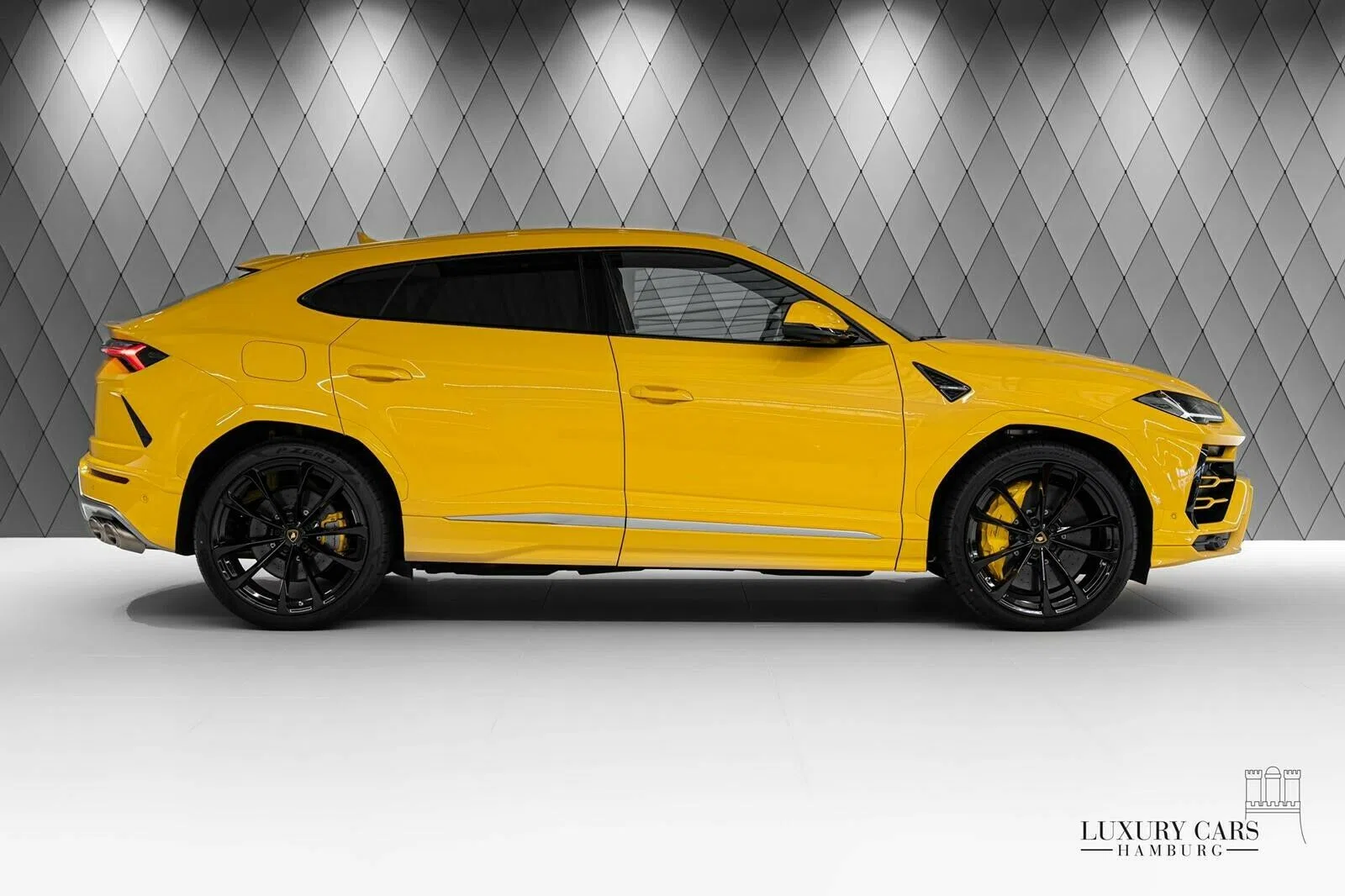 2020 Lamborghini Urus