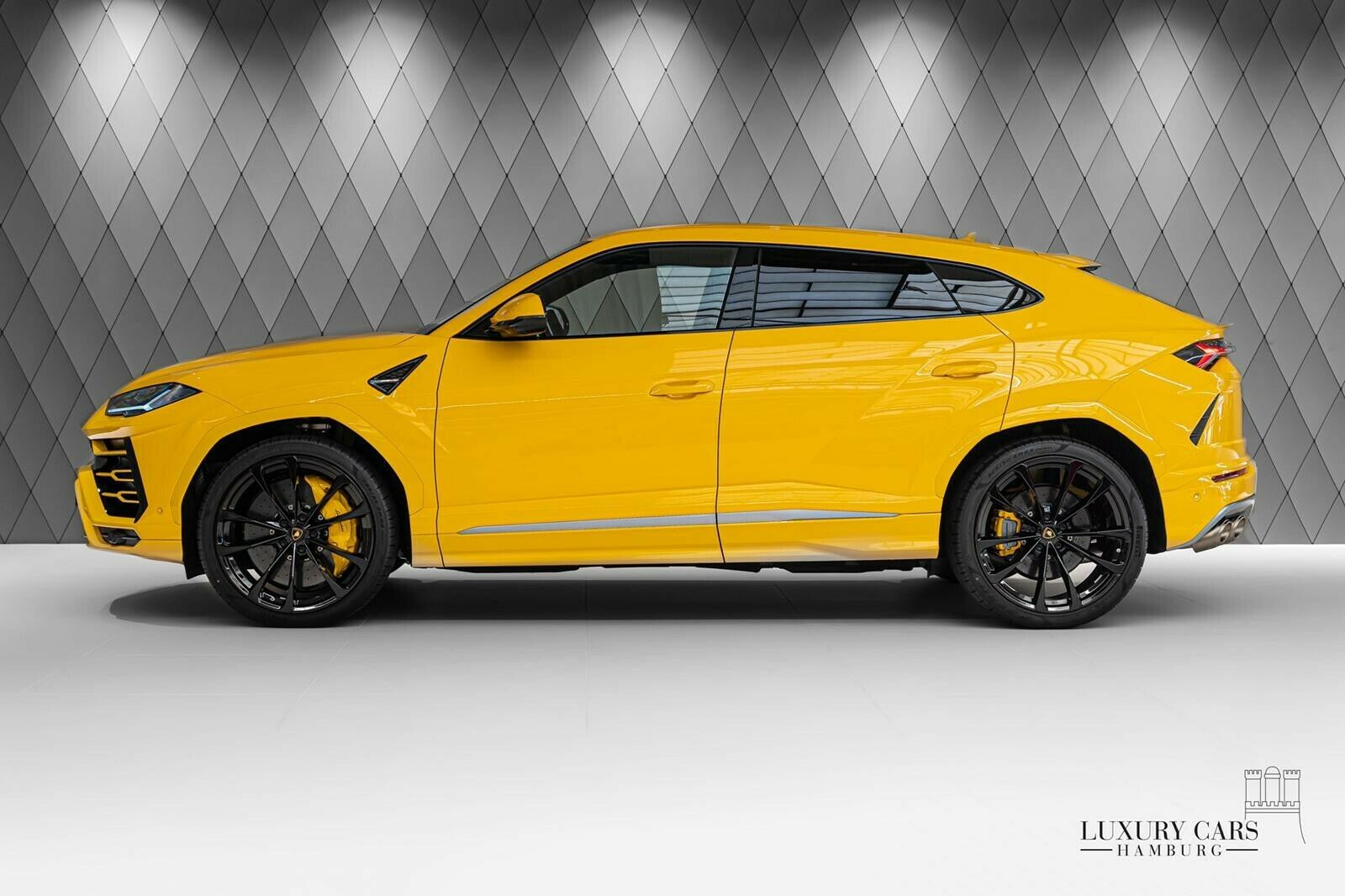 2020 Lamborghini Urus, 11/20