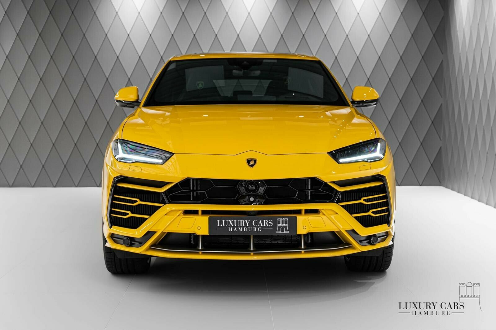 2020 Lamborghini Urus, 19/20