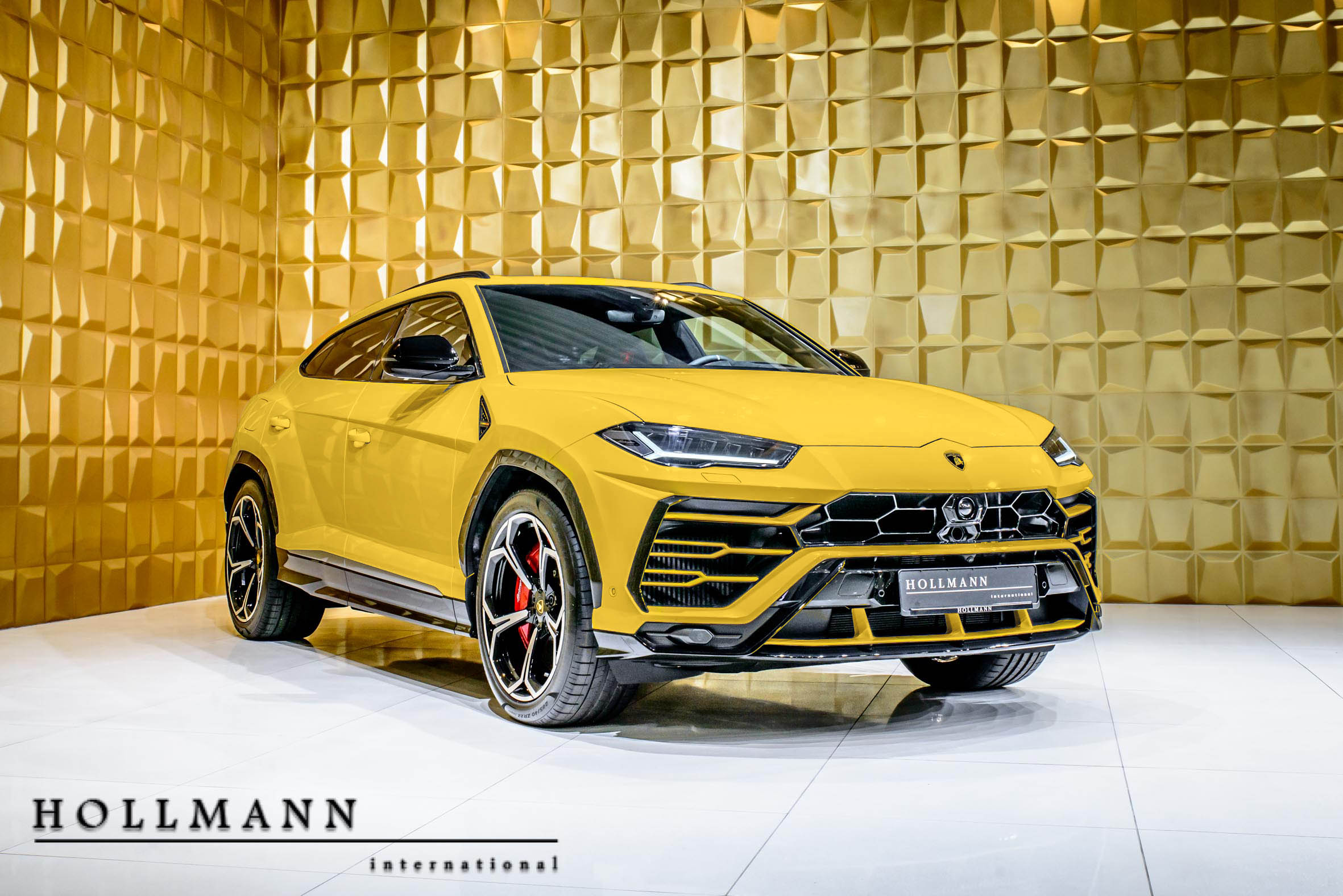 2018 Lamborghini Urus, 3/16