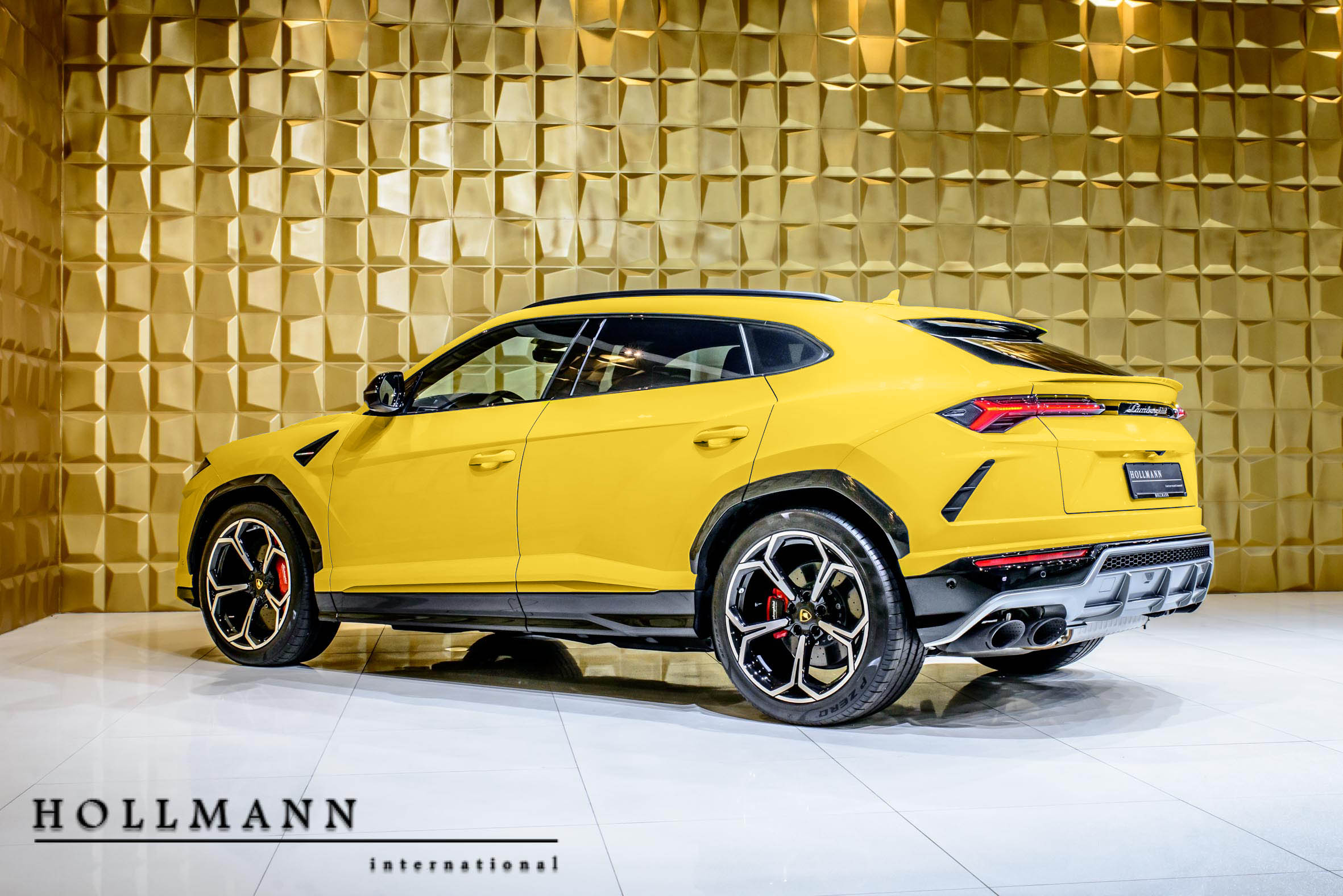 2018 Lamborghini Urus, 8/16