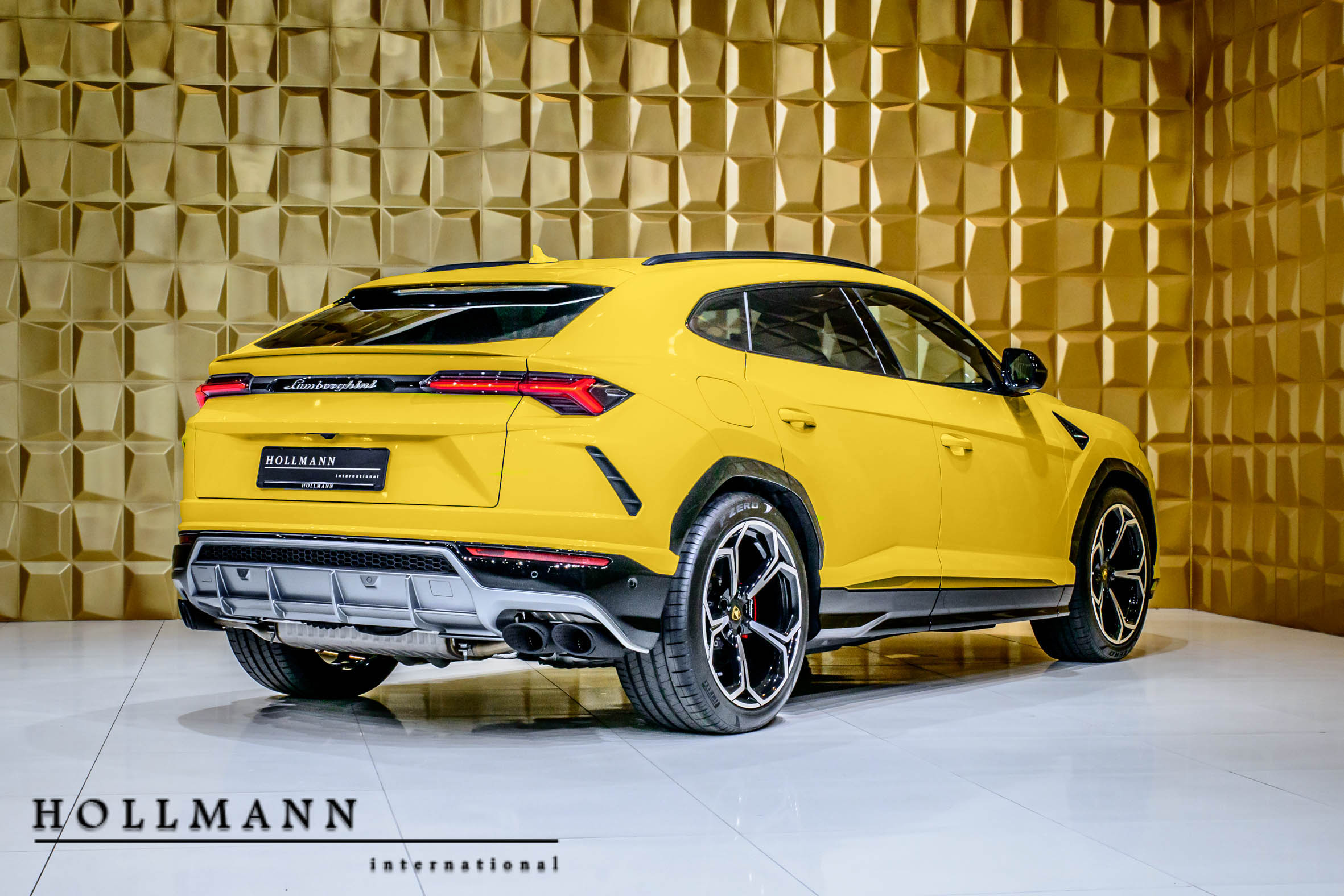 2018 Lamborghini Urus, 10/16