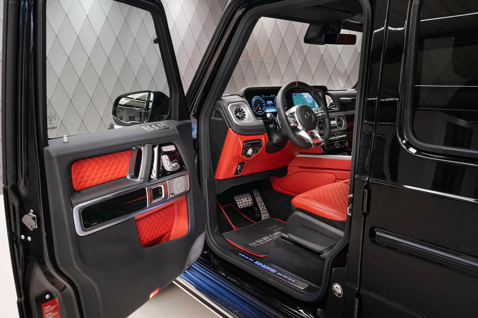2020 BRABUS G 800 interior, seats