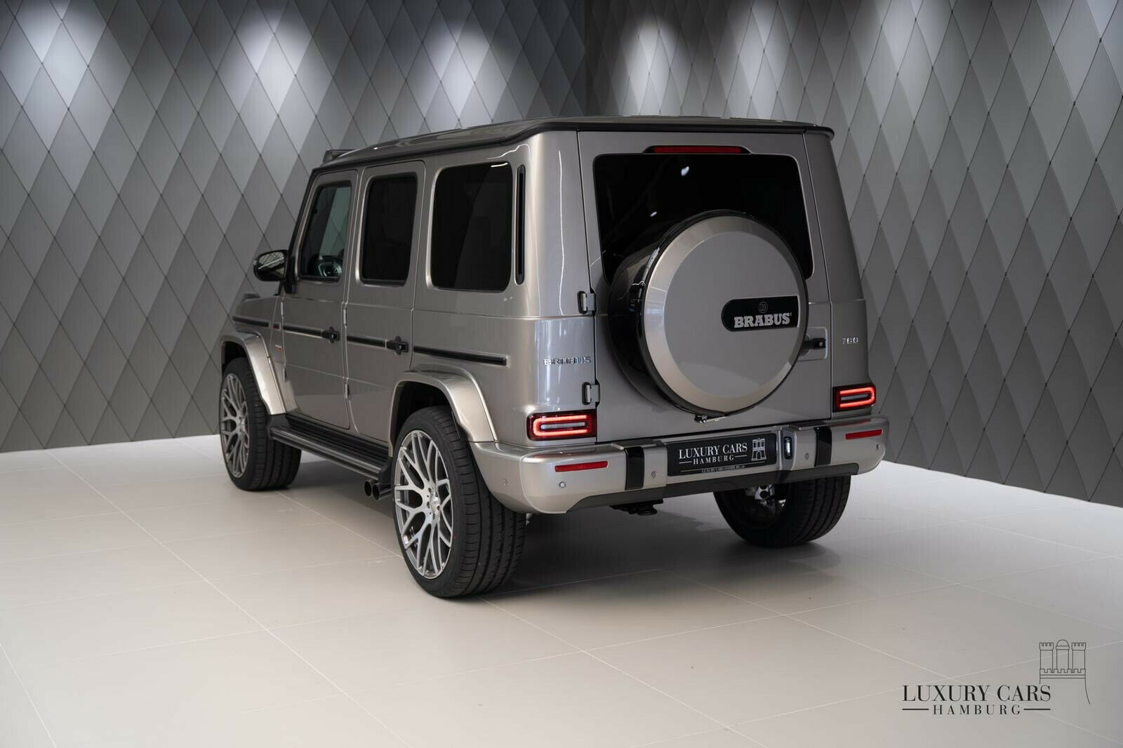 2020 BRABUS G 700, 2/20