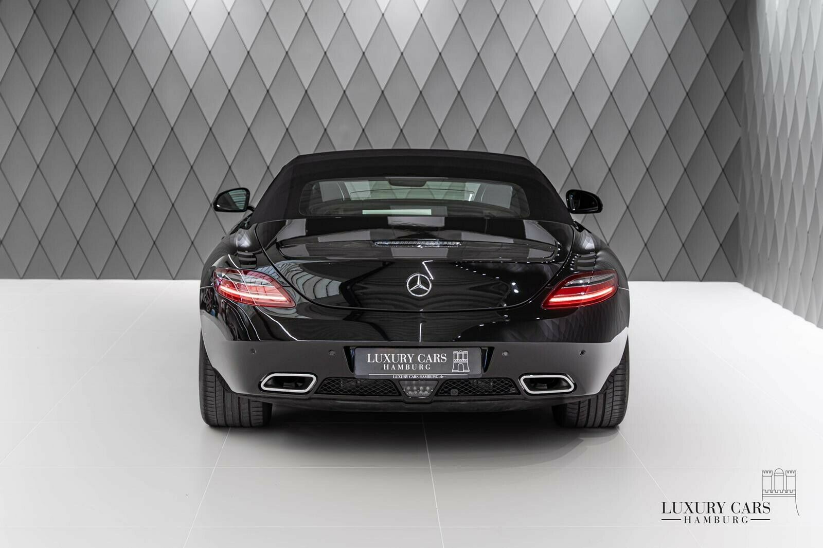 2012 Mercedes-Benz SLS AMG Roadster, 3/20