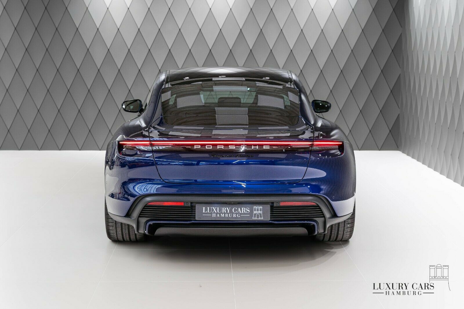 2020 Porsche Taycan Turbo, 4/20