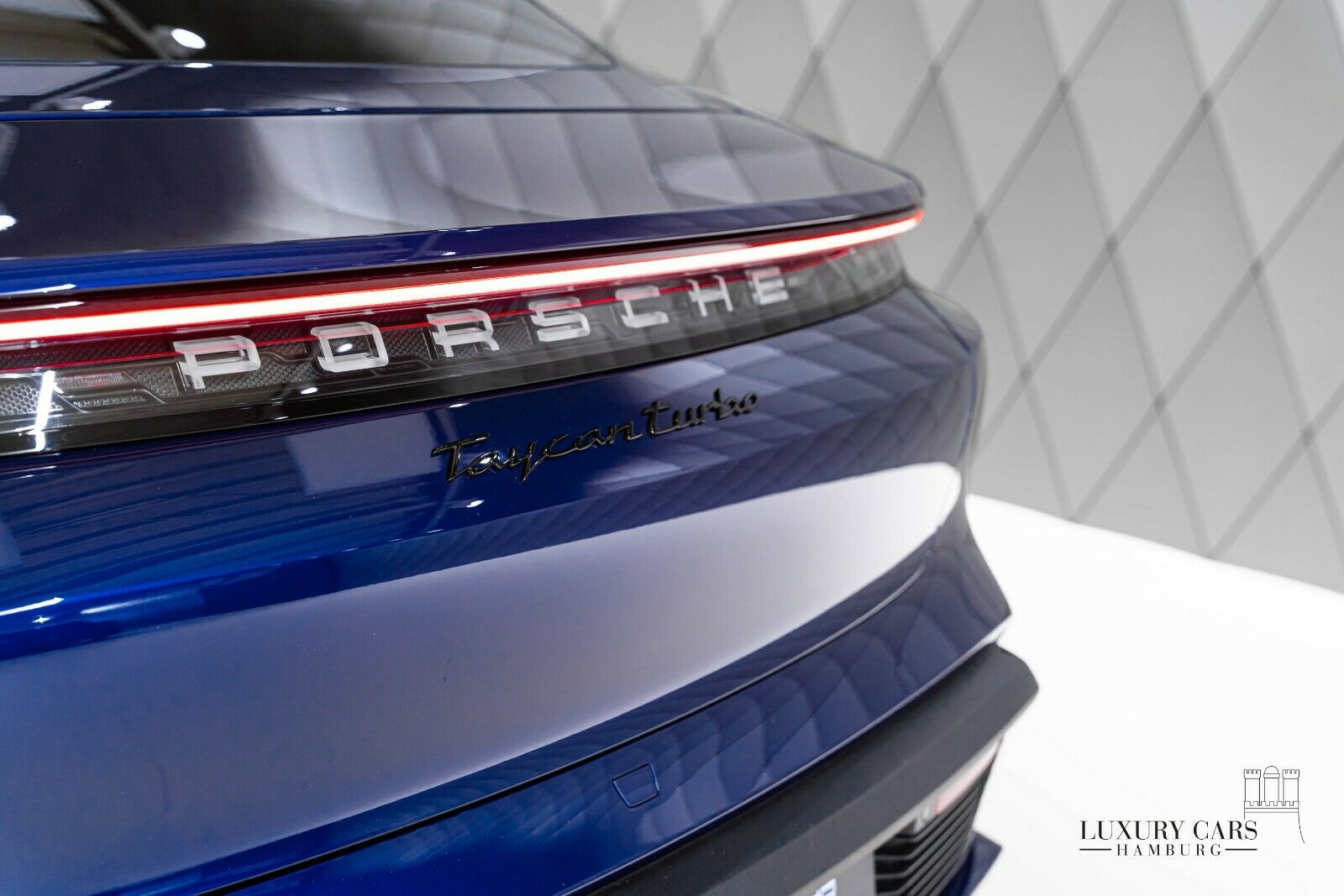 2020 Porsche Taycan Turbo, 5/20