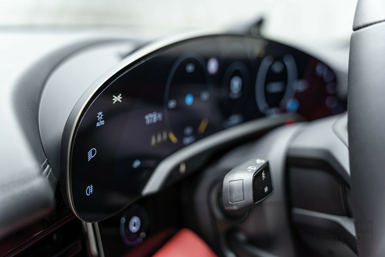 2020 Porsche Taycan Turbo, 18/20