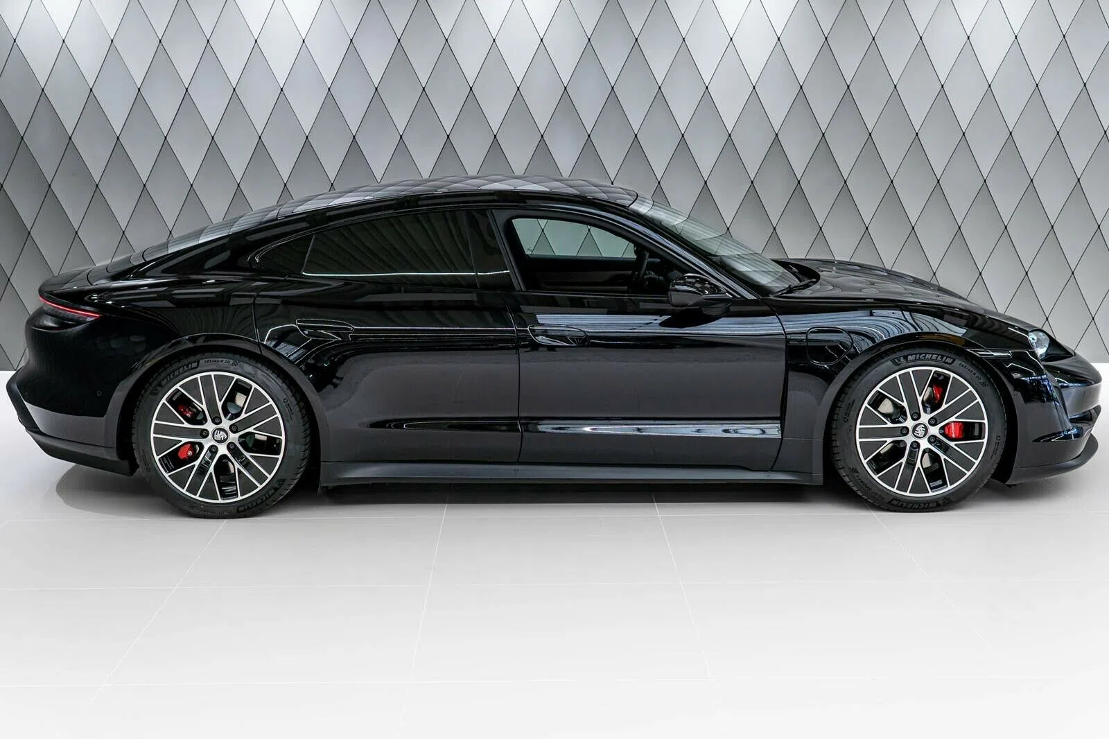 2020 Porsche Taycan 4S