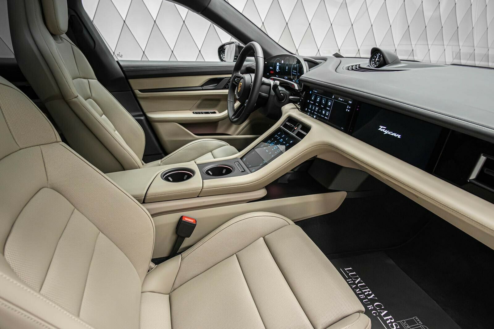 2020 Porsche Taycan 4S, 12/20