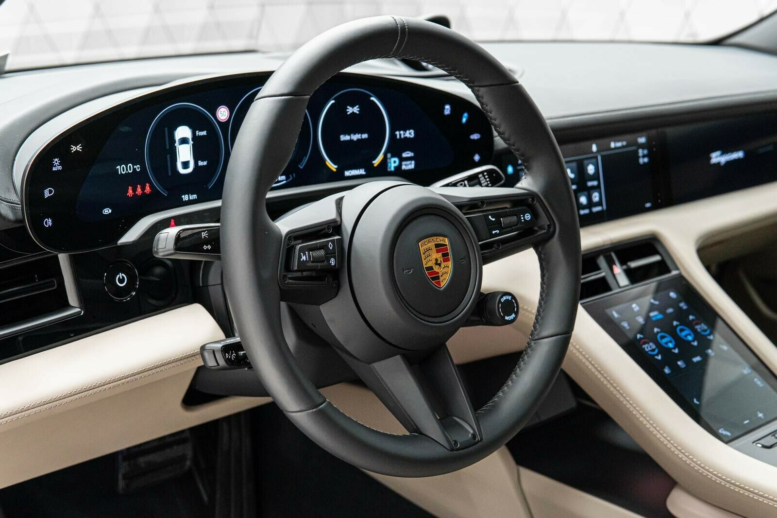2020 Porsche Taycan 4S, 15/20