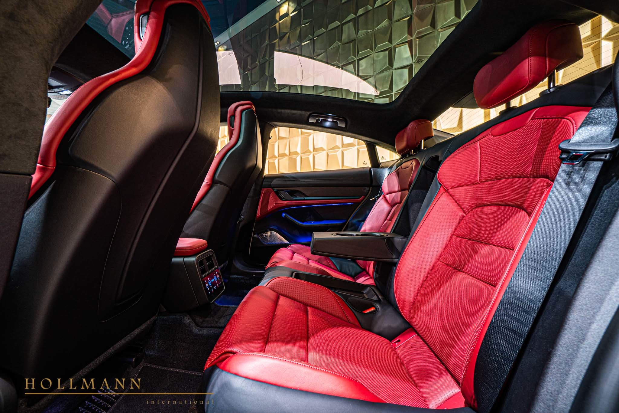 2020 Porsche Taycan Turbo, 16/20