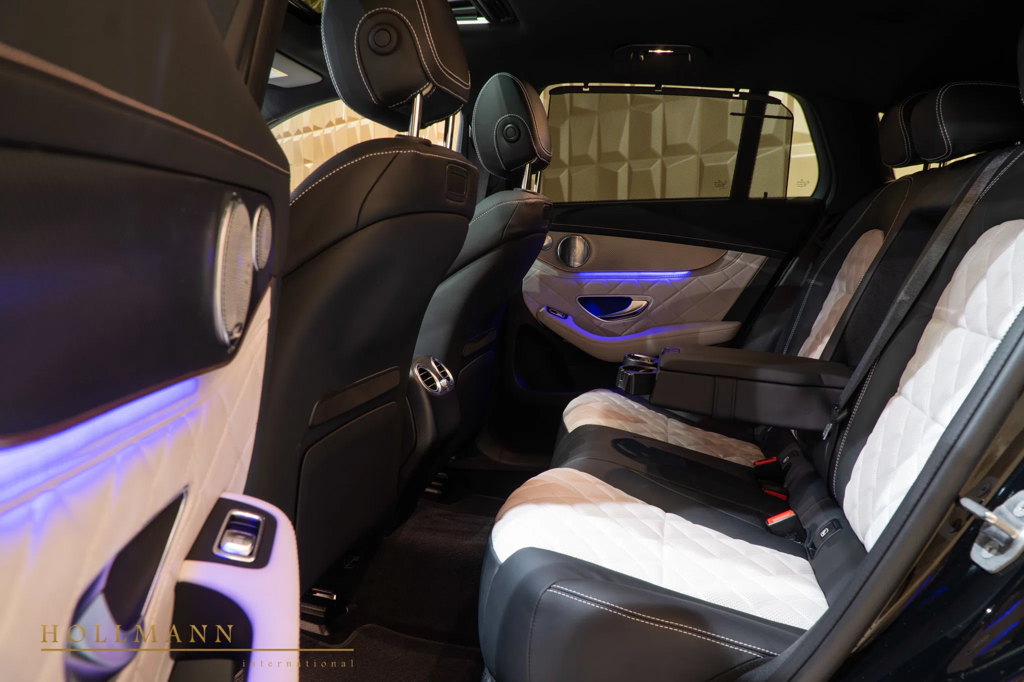 2020 Mercedes-Benz EQC 400 4Matic interior, seats