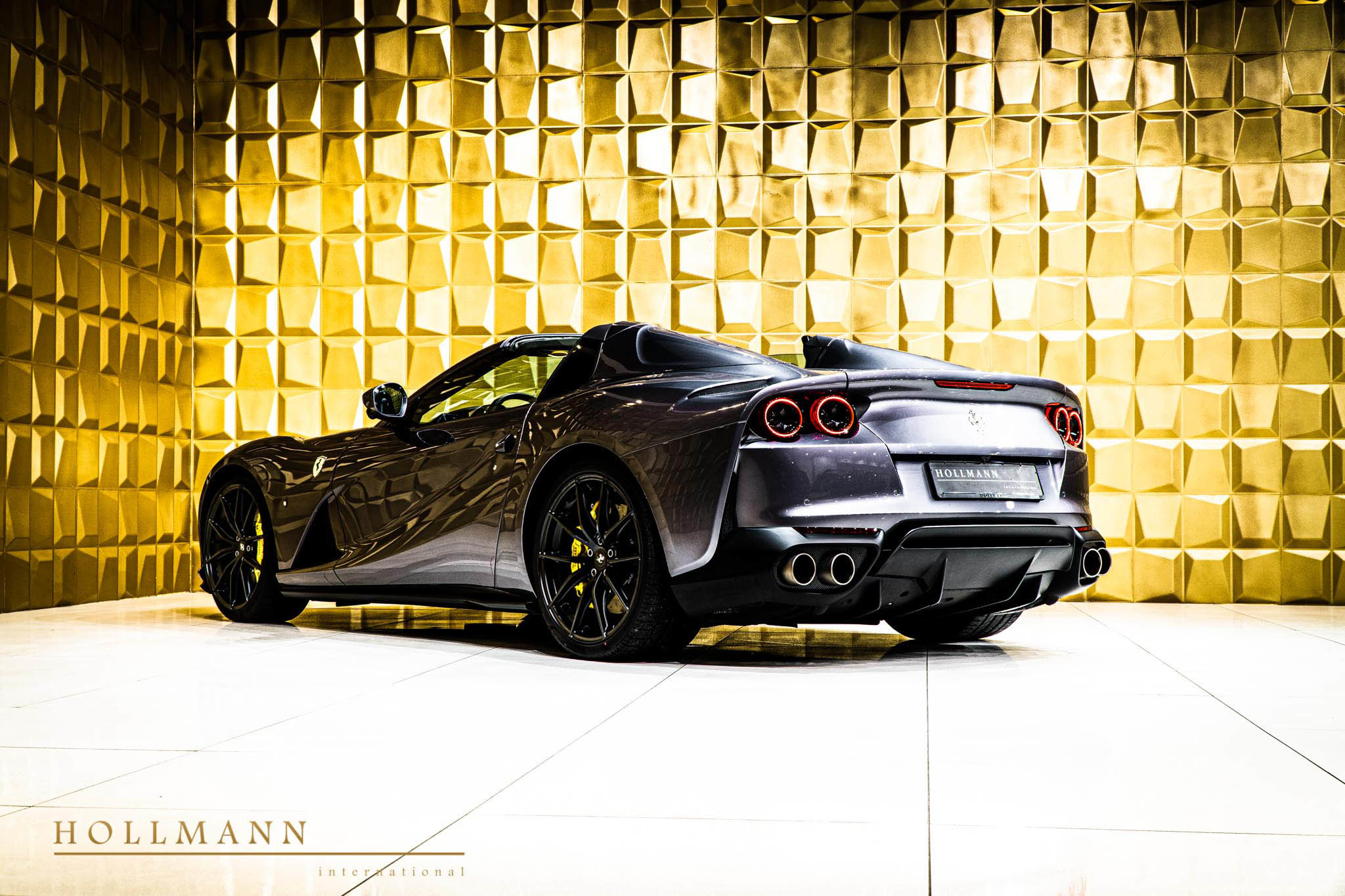 2020 Ferrari 812 GTS, 4/14