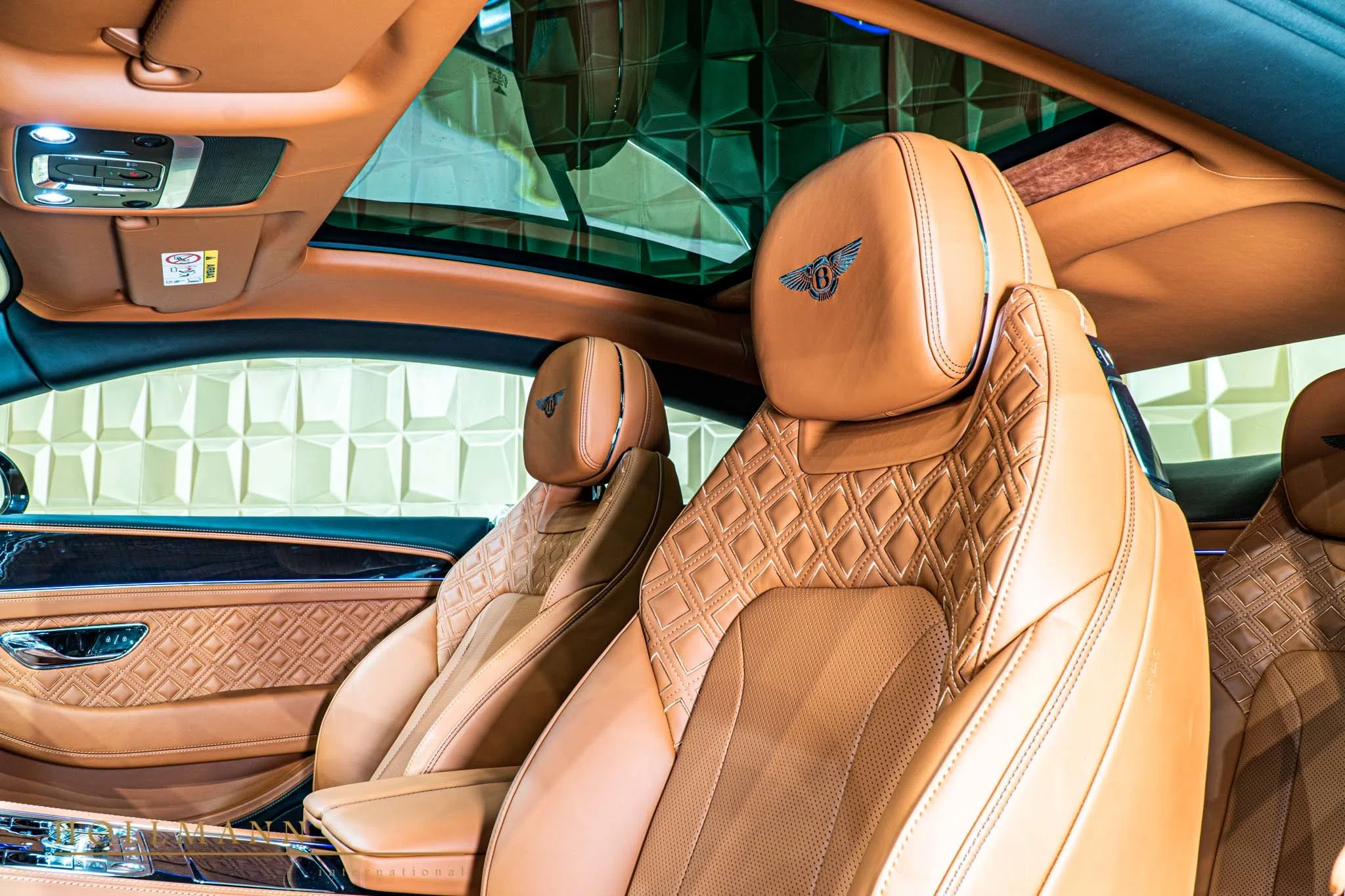 2020 Bentley Continental GT interior, seats, Newmarket Tan and Beluga split