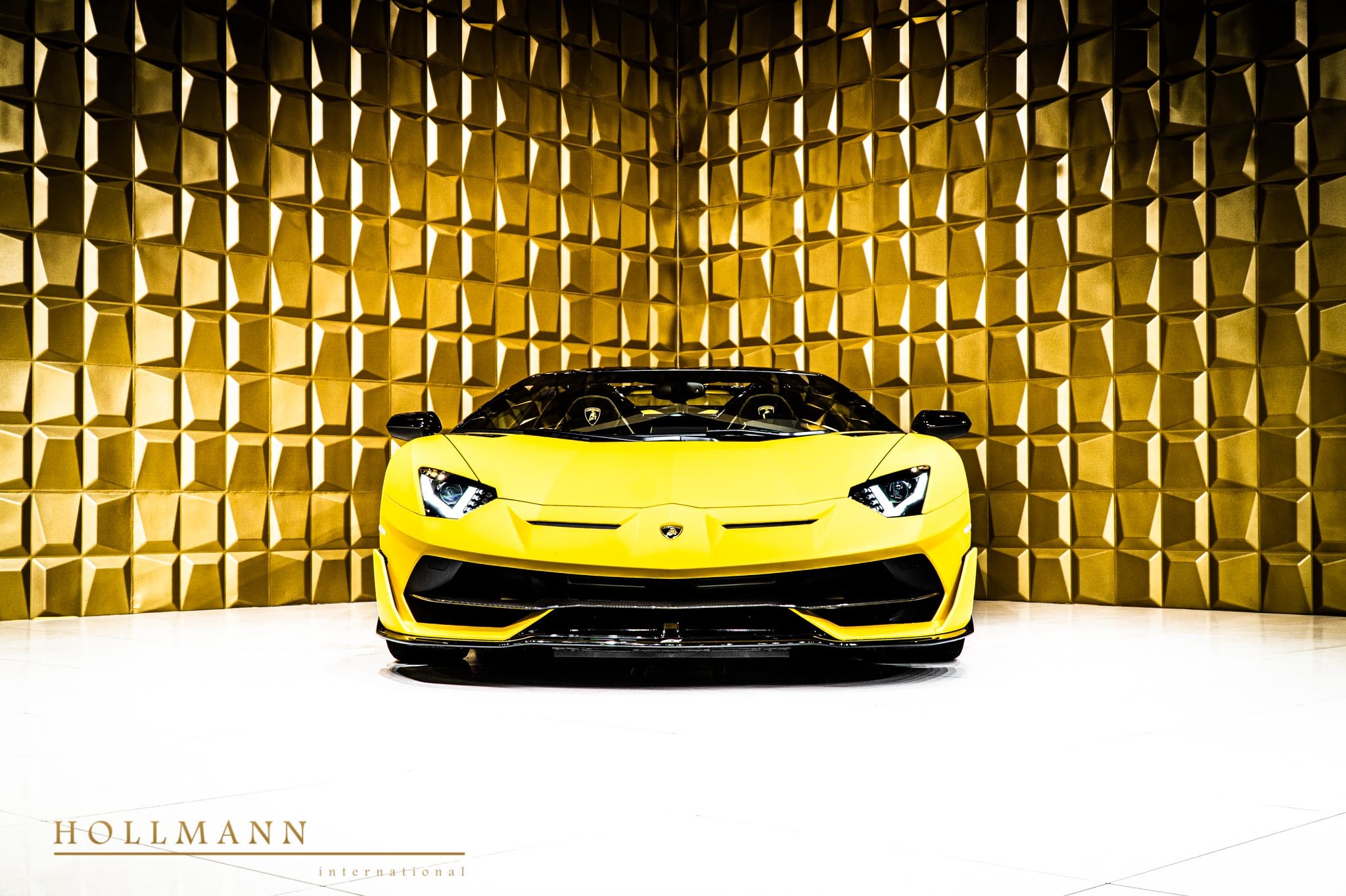2020 Lamborghini Aventador SVJ Roadster, 6/18