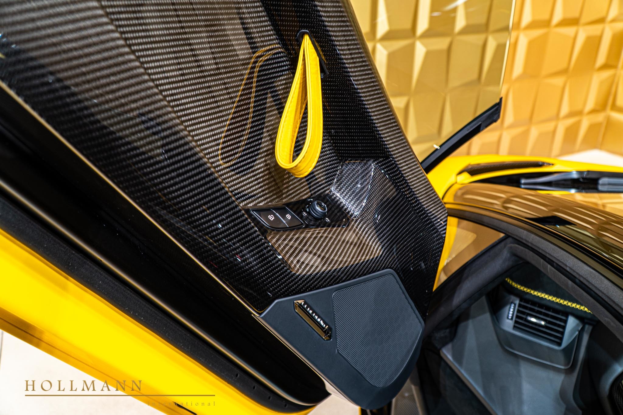 2020 Lamborghini Aventador SVJ Roadster, 9/18