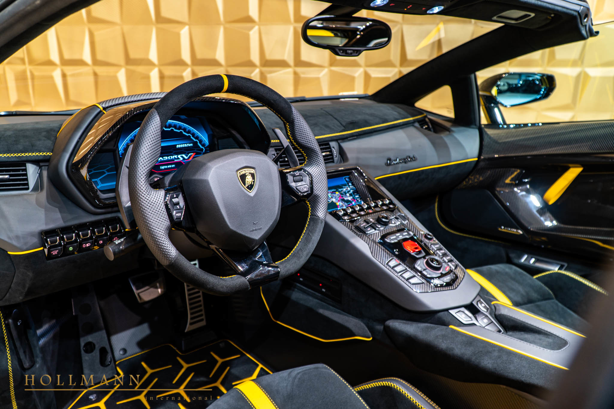 2020 Lamborghini Aventador SVJ Roadster, 10/18