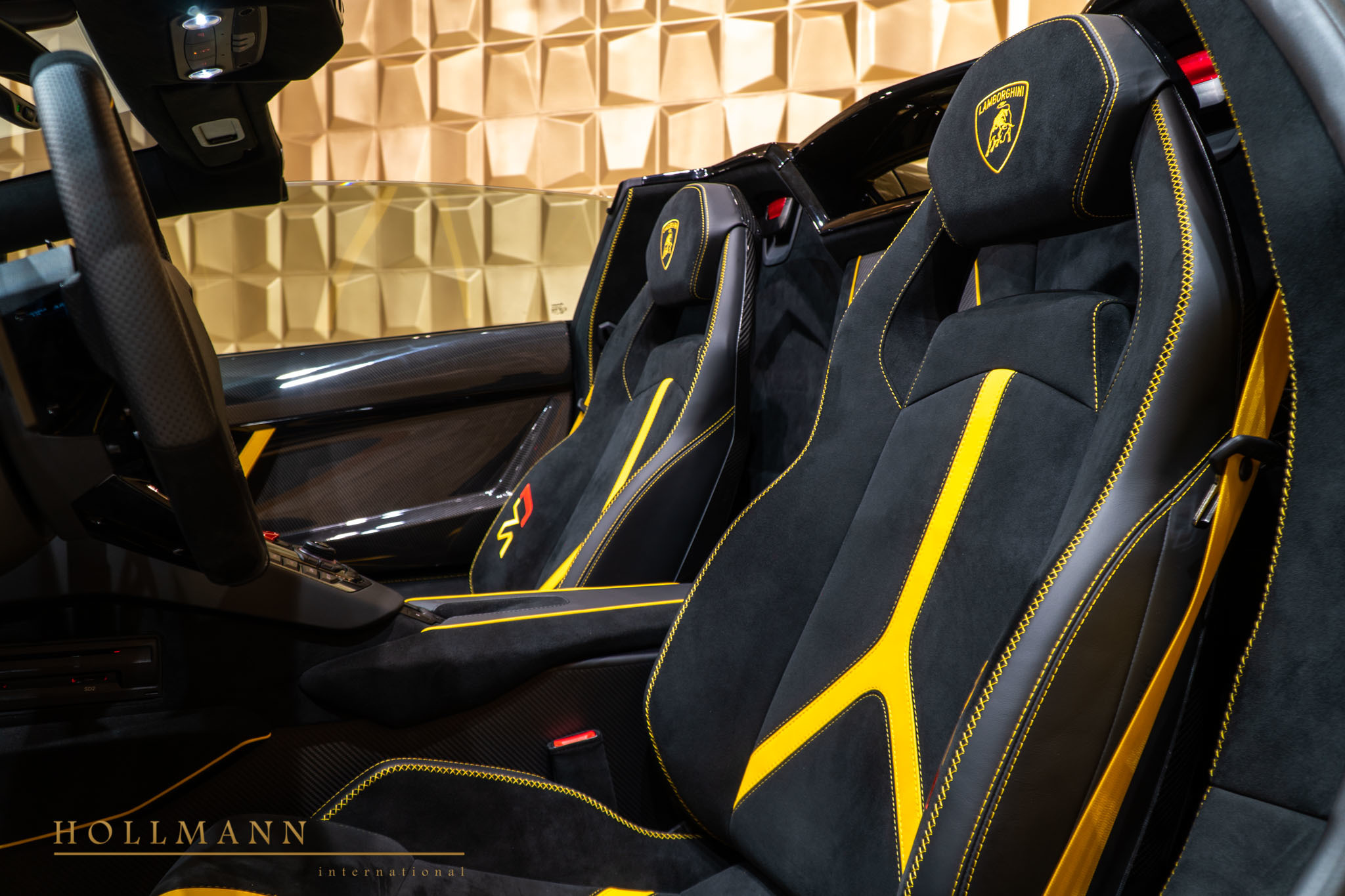 2020 Lamborghini Aventador SVJ Roadster, 13/18