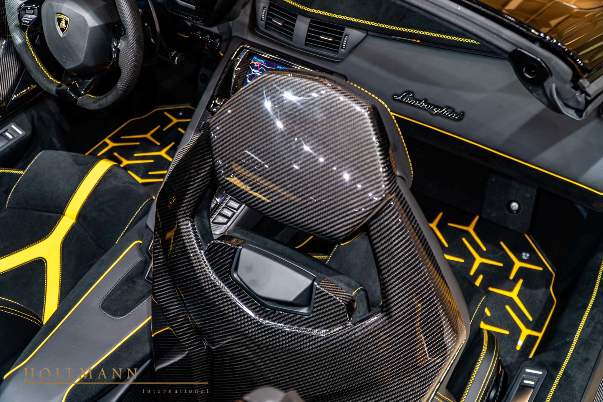 2020 Lamborghini Aventador SVJ Roadster, 14/18