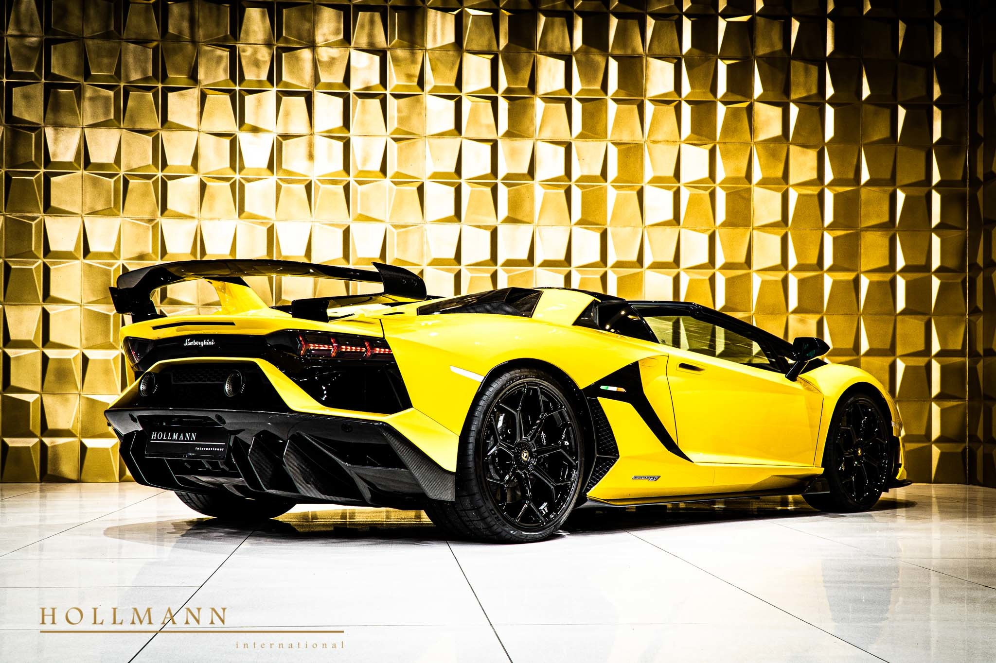 2020 Lamborghini Aventador SVJ Roadster, 7/20