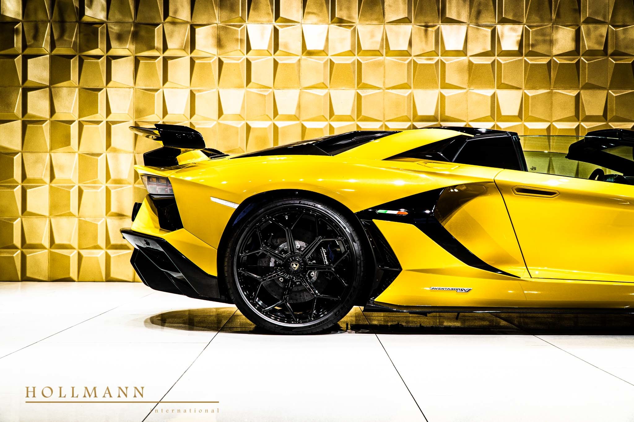 2020 Lamborghini Aventador SVJ Roadster, 8/20