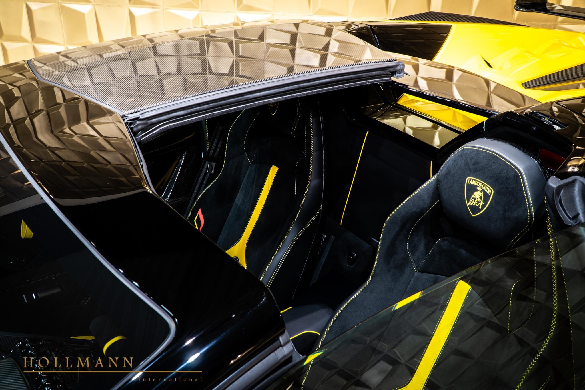2020 Lamborghini Aventador SVJ Roadster, 14/20