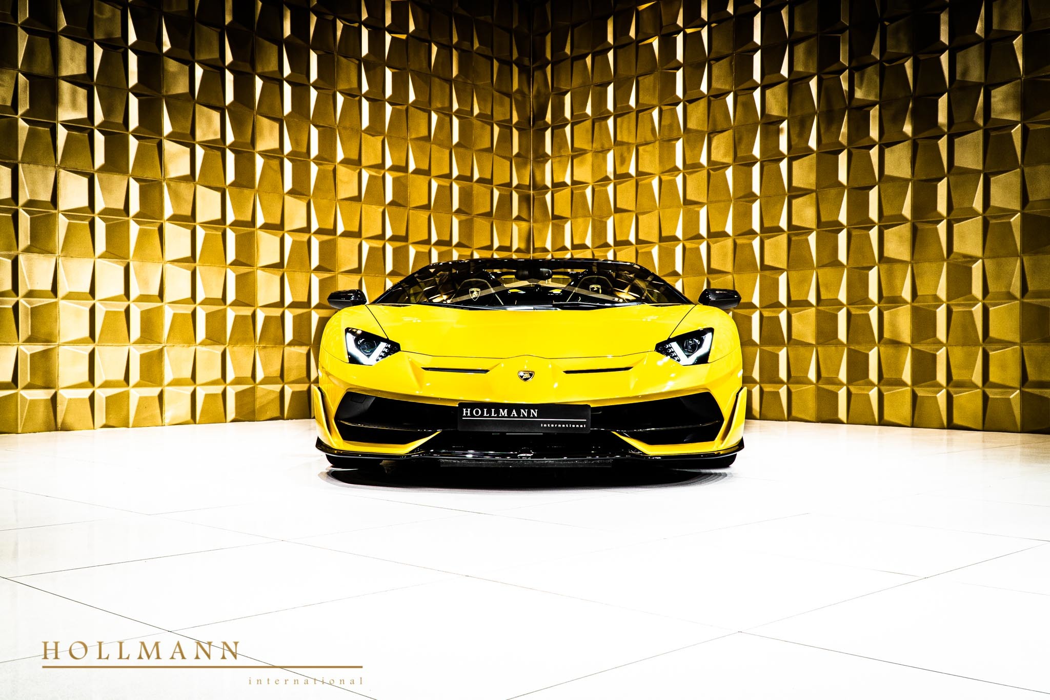 2020 Lamborghini Aventador SVJ Roadster, 19/20