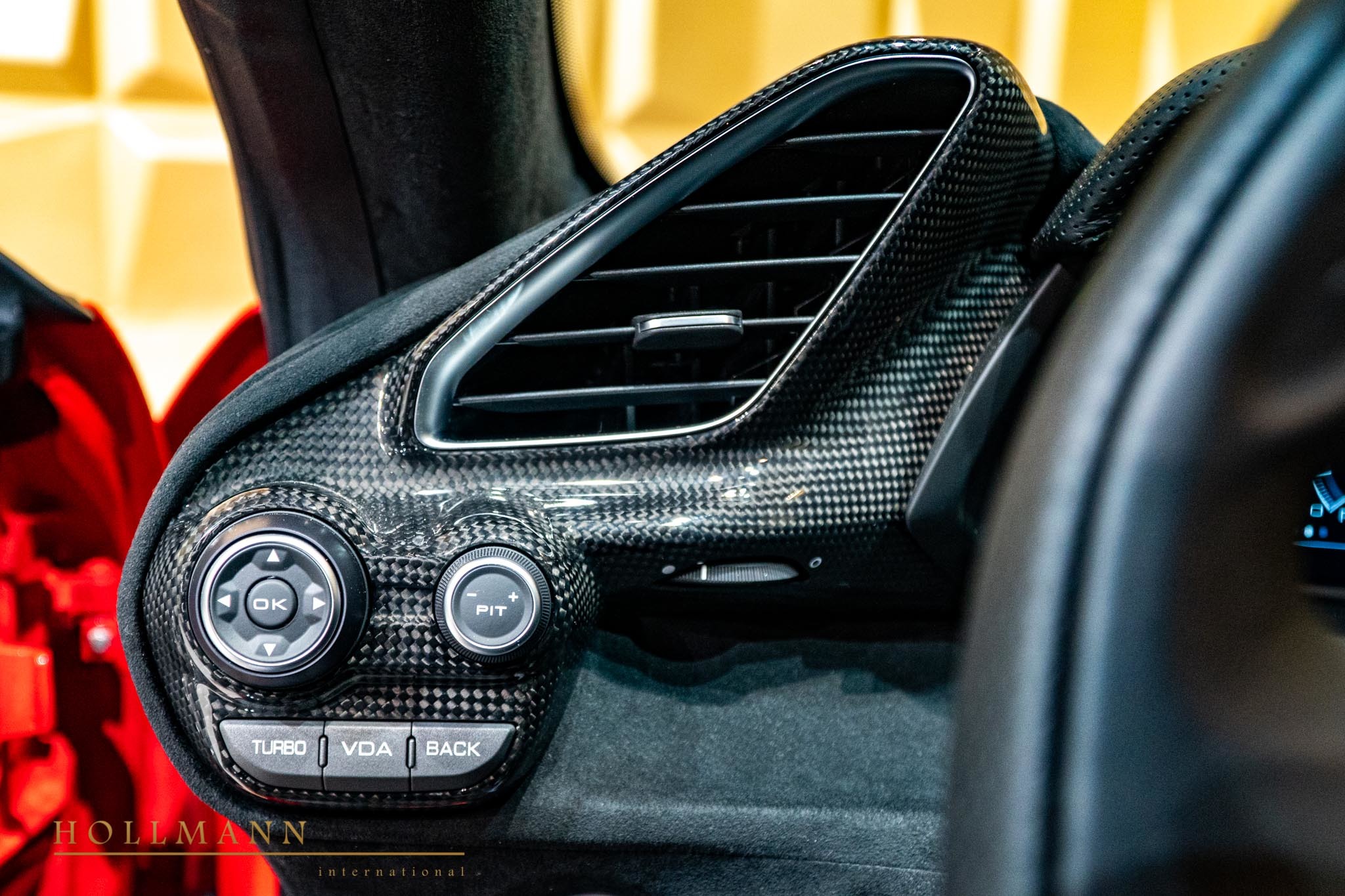 2020 Ferrari 488 Pista Spider, 16/20