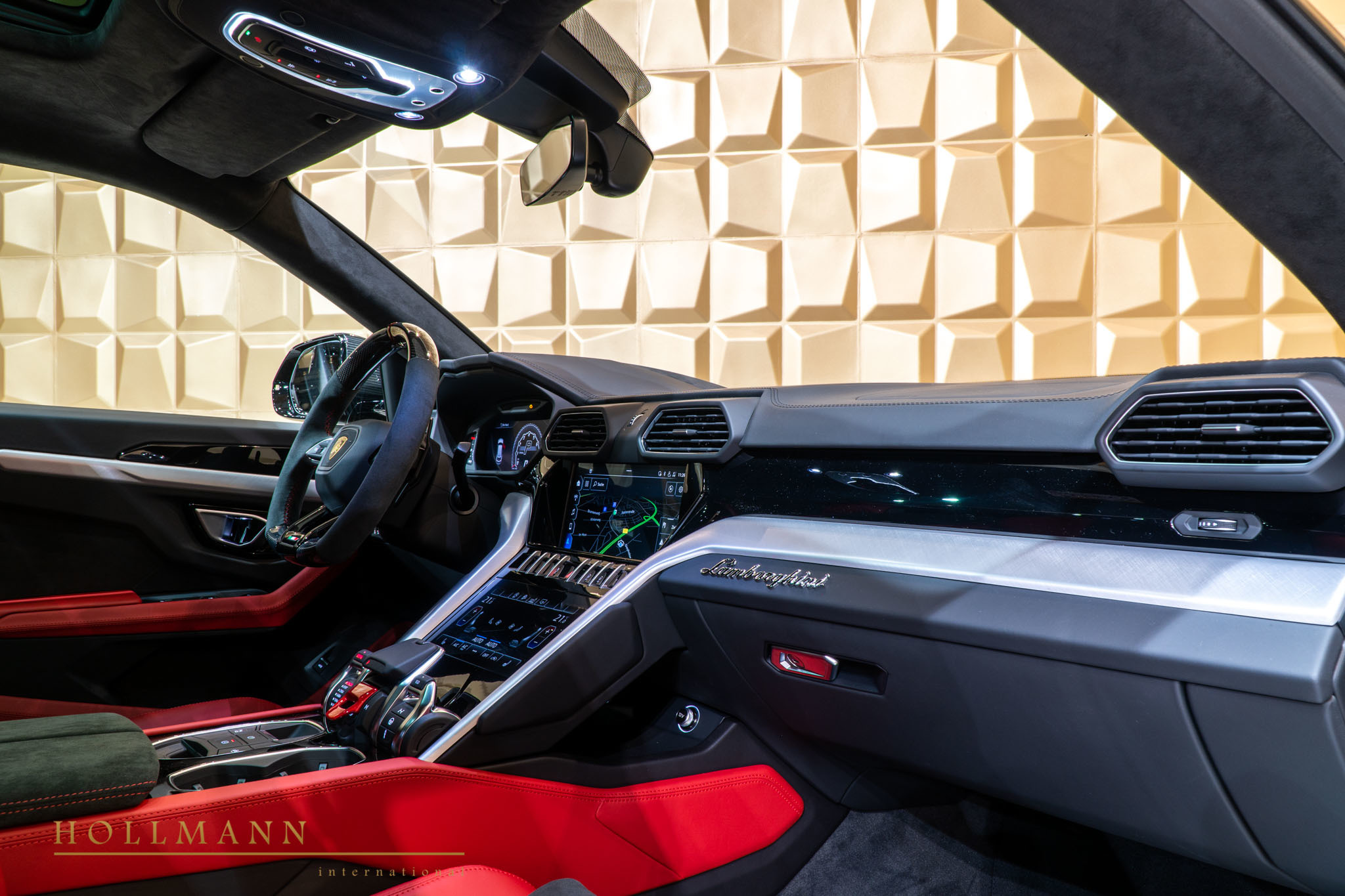 2020 Lamborghini Urus by NOVITEC, 14/20