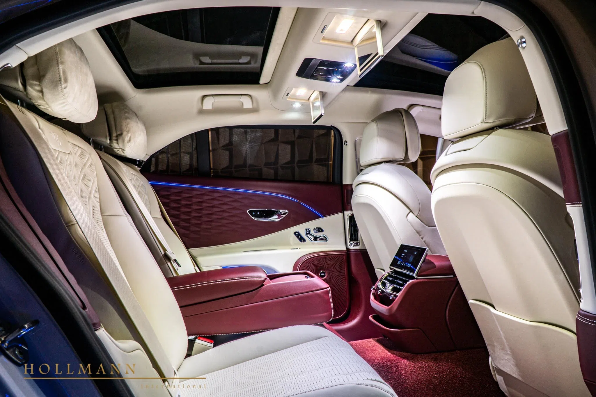 2020 Bentley Flying Spur FIRST EDITION interior, seats, Linen and Cricket Ball