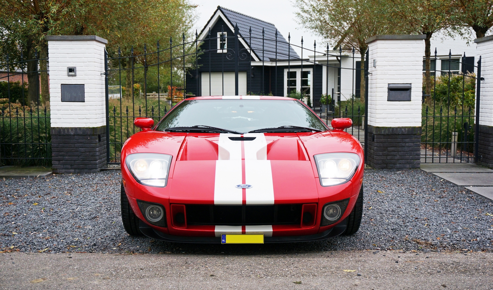 2005 Ford GT 5.4L V8 Coupé 1