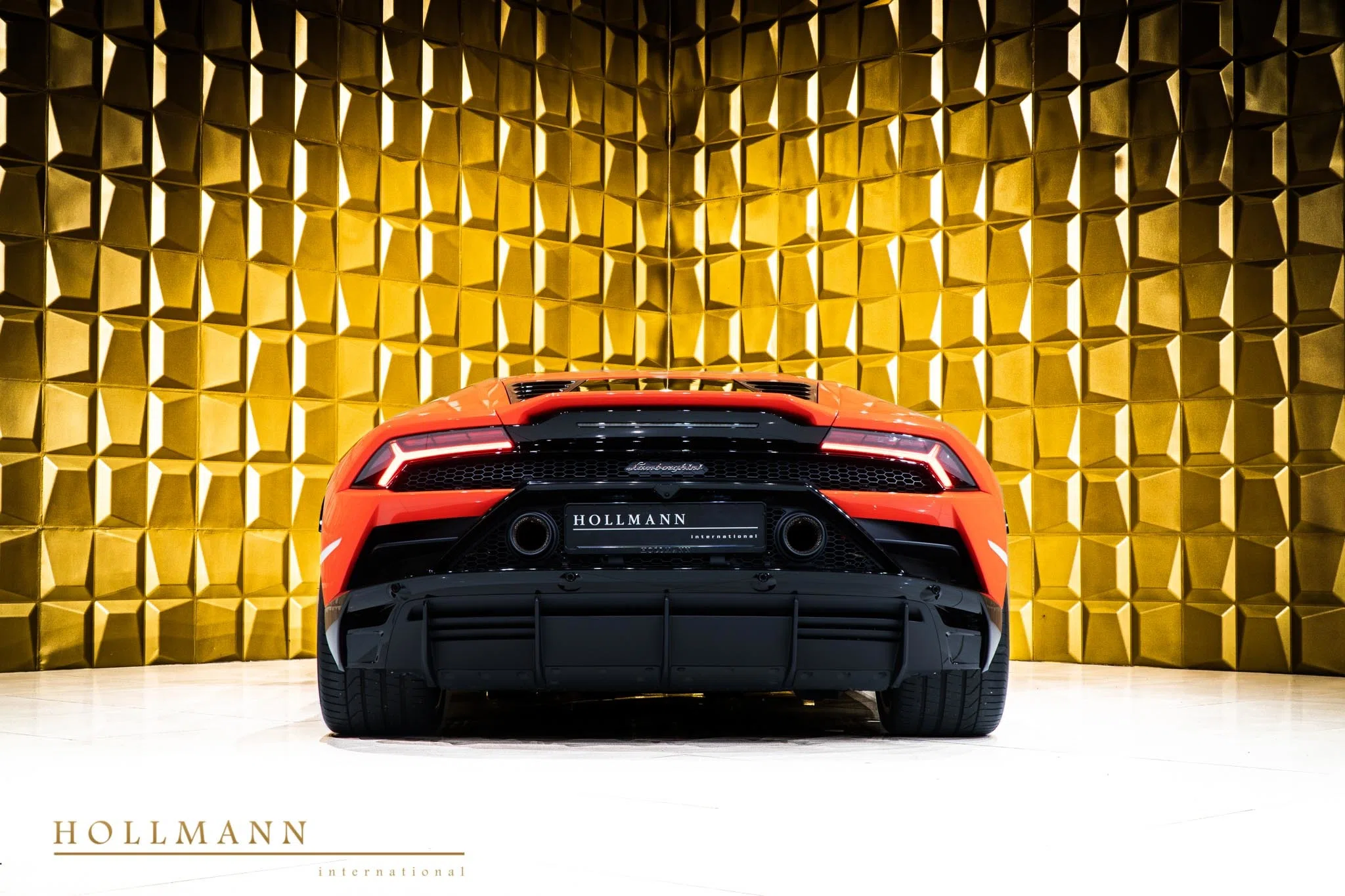 2020 Lamborghini Huracán EVO for sale, exterior, Arancio Xanto (Orange)